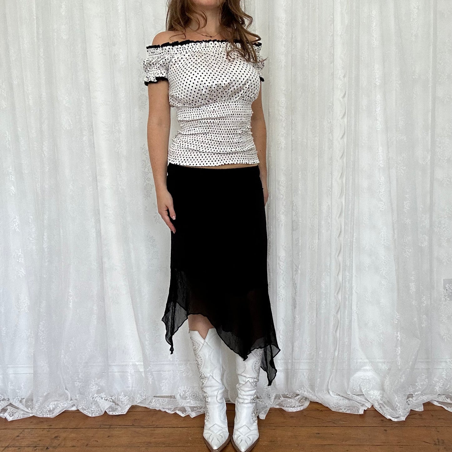 vintage 00s black and white polka dot shirred top