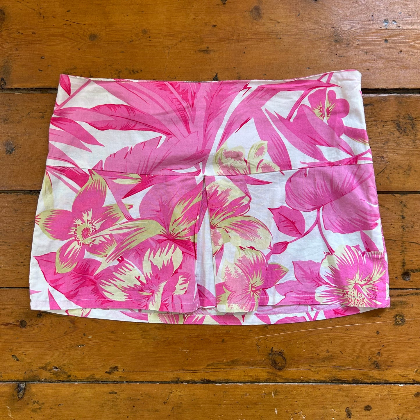 vintage 00s pink floral mini skirt