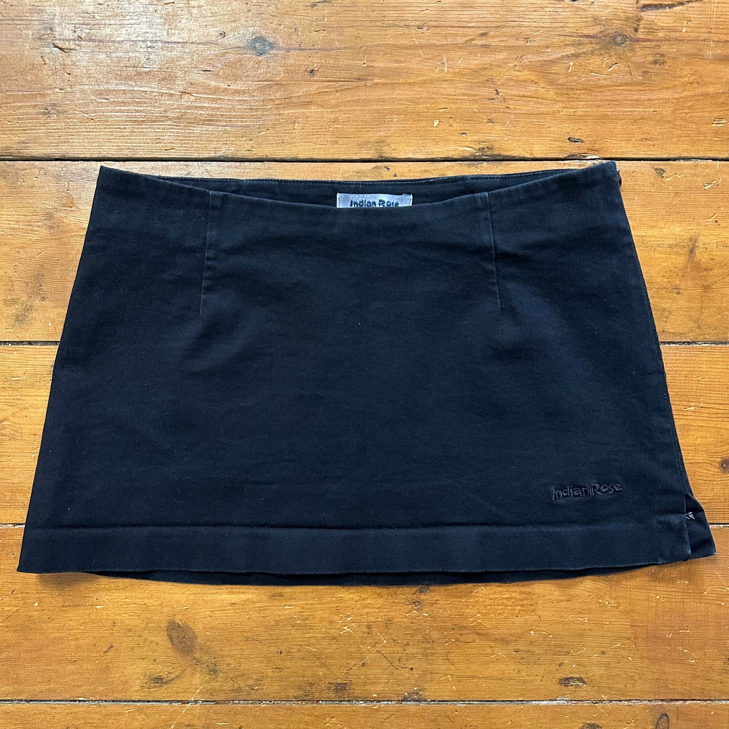 vintage 00s black a line mini skirt