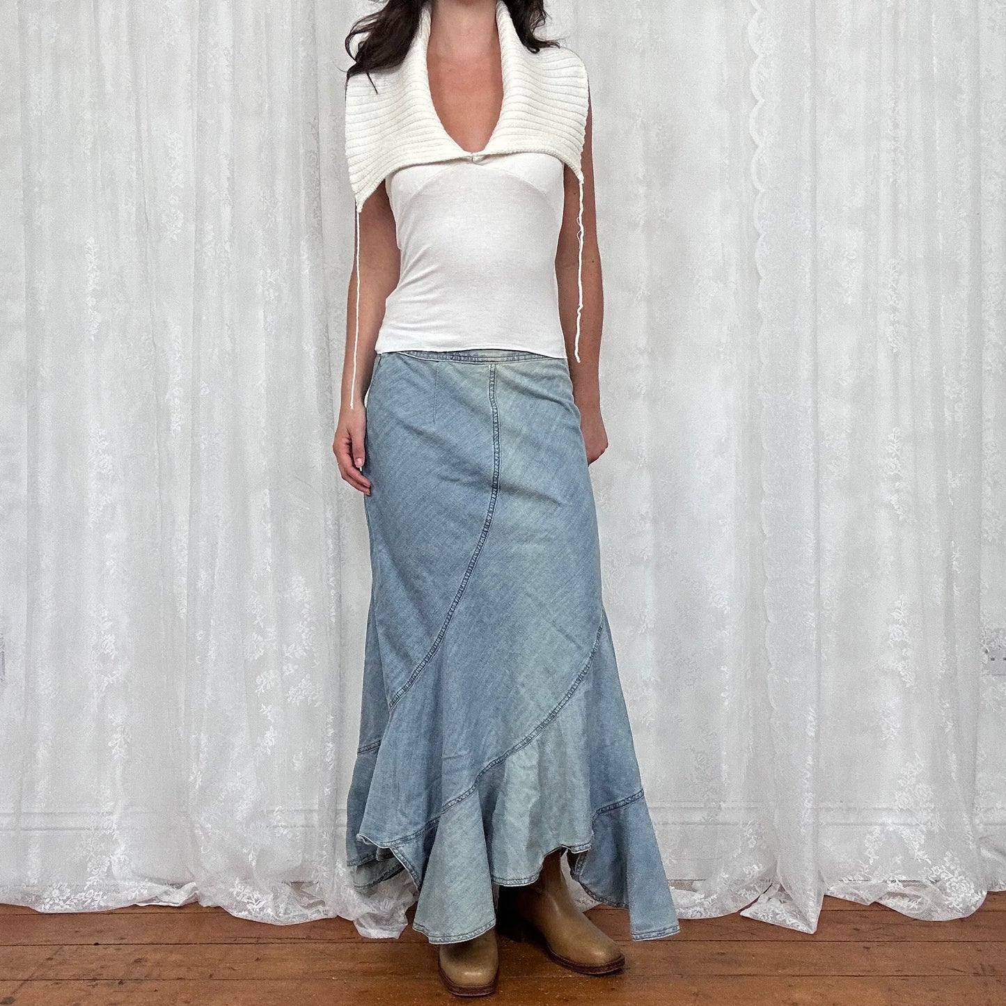 vintage 00s cream halter top with oversized collar