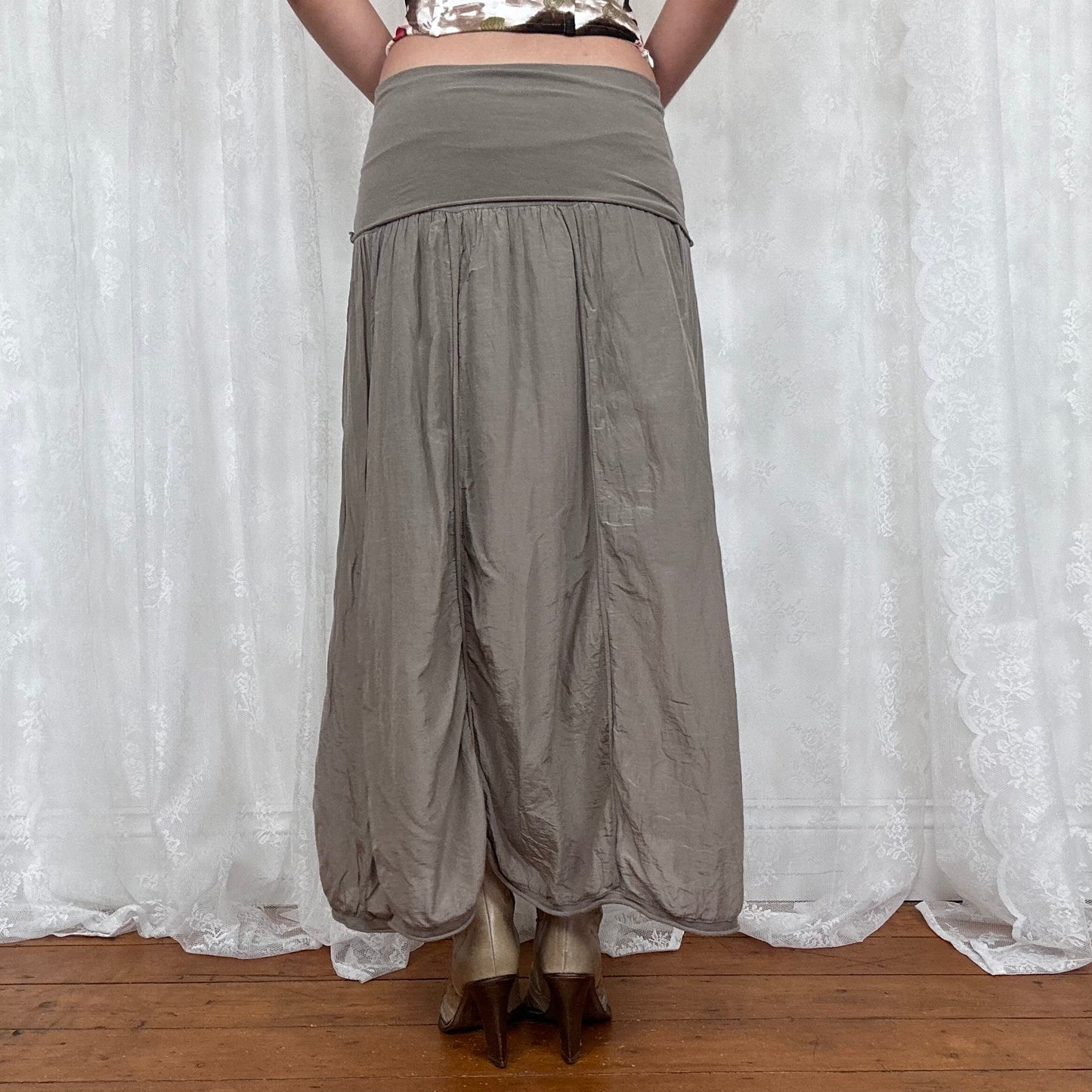 vintage 00s grey / brown maxi skirt with foldover waist