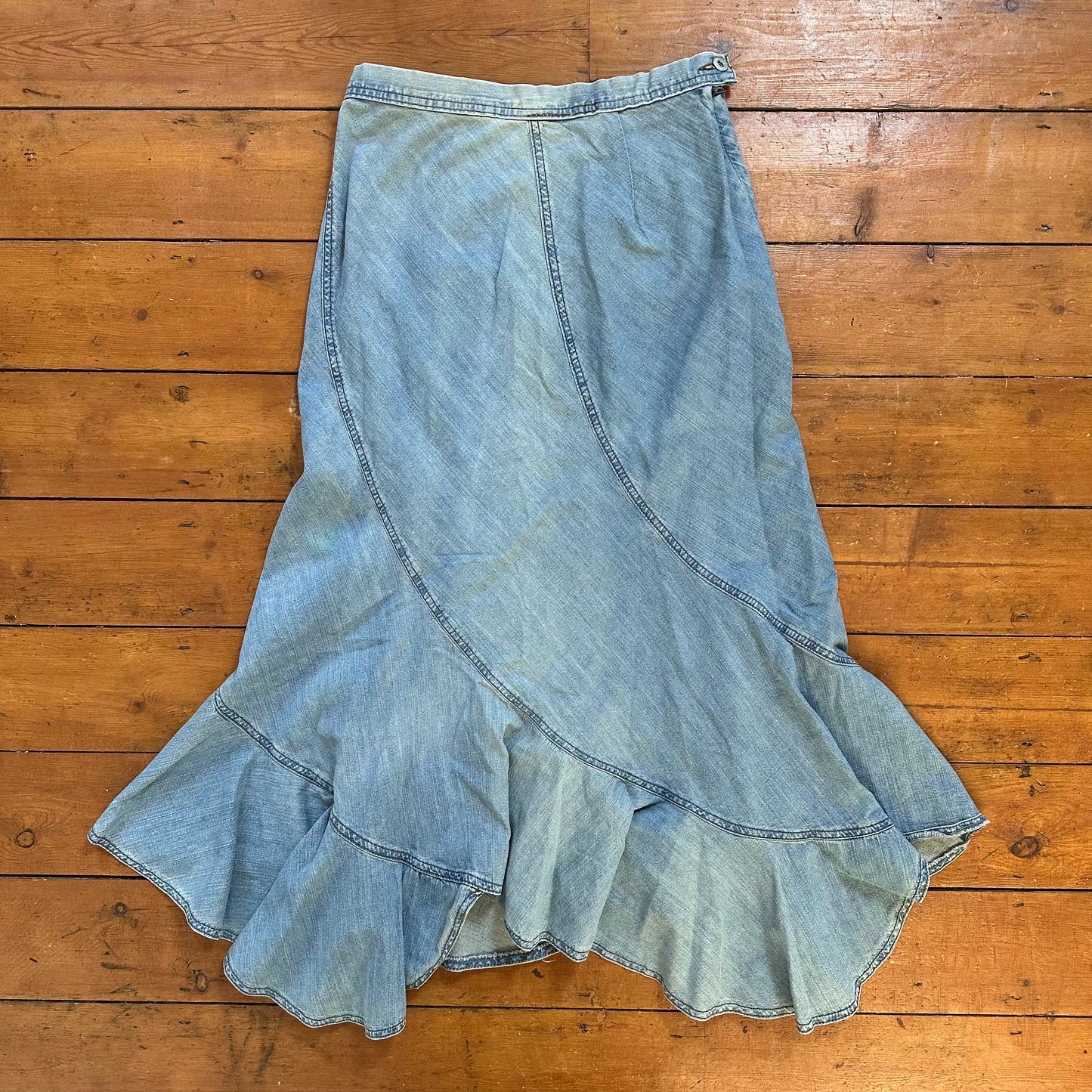 vintage 00s light wash denim pleated maxi skirt