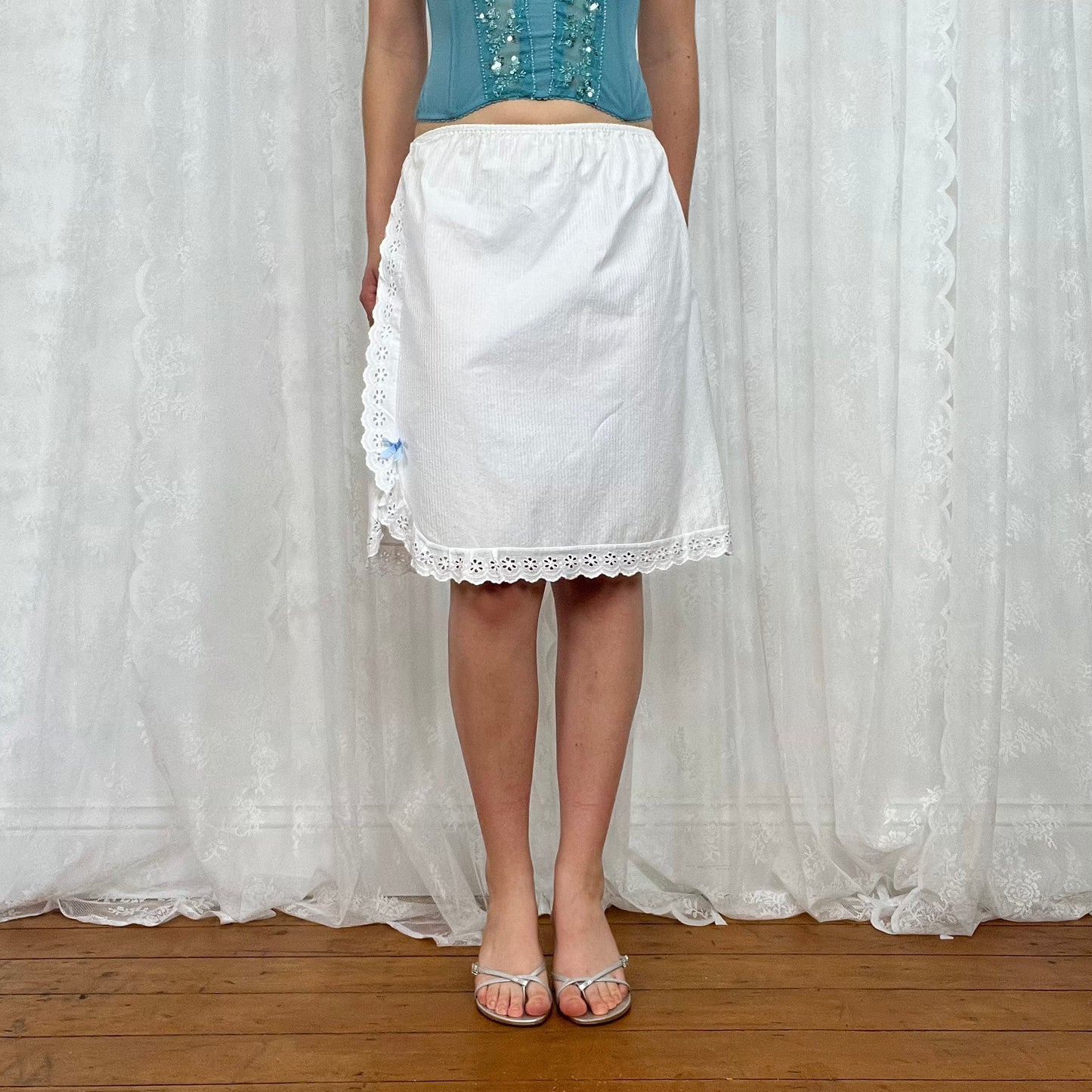 vintage 00s white broderie trim midi skirt