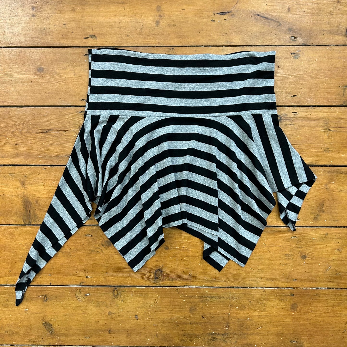 vintage 00s pimkie black and grey stripey asymmetrical mini skirt