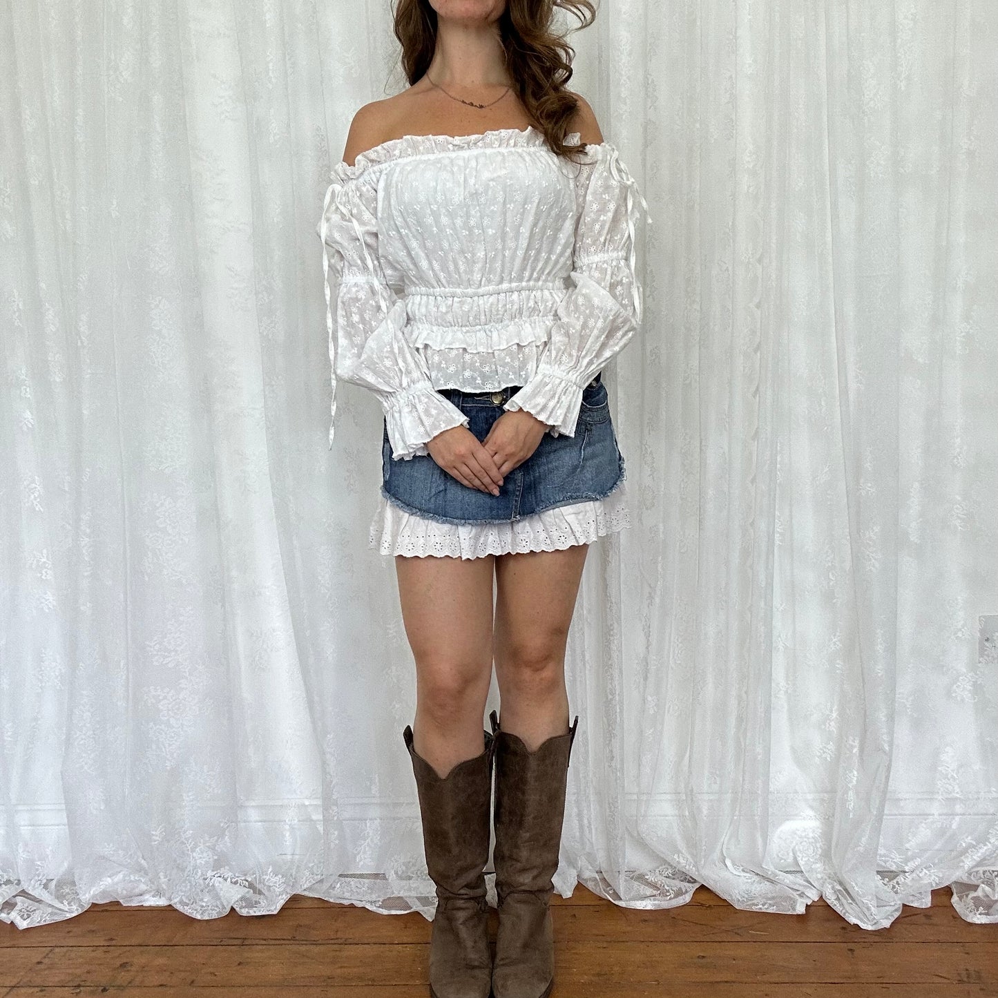 vintage 00s white broderie off shoulder milkmaid top