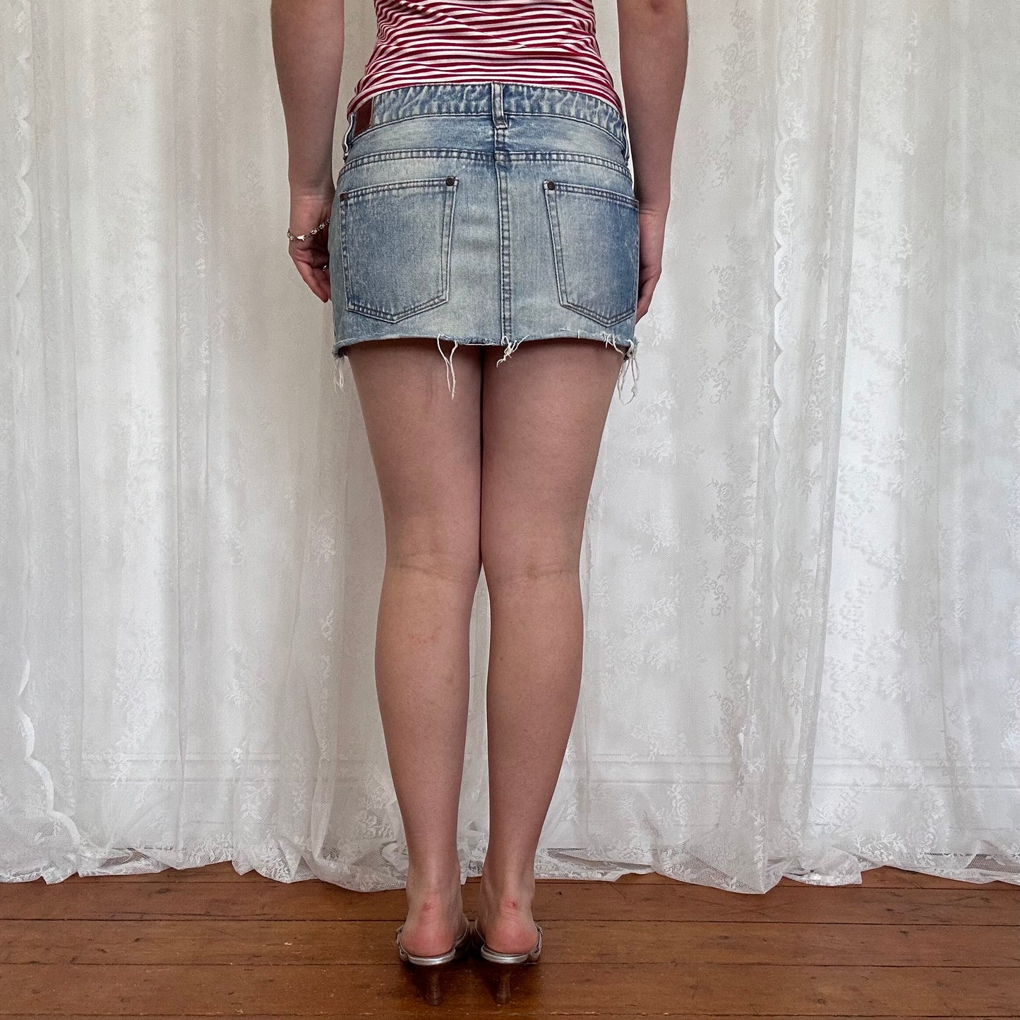 vintage 00s distressed denim mini skirt