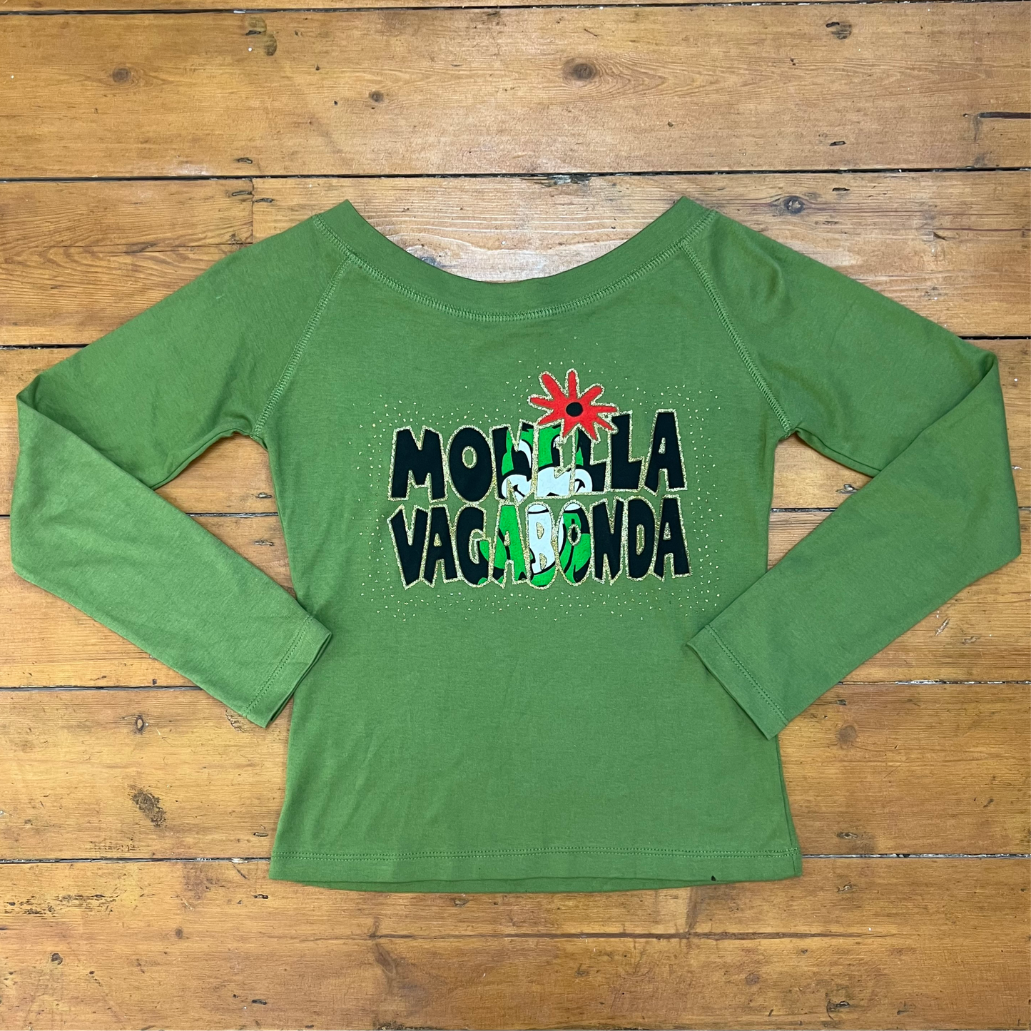 vintage 00s khaki graphic long sleeve top