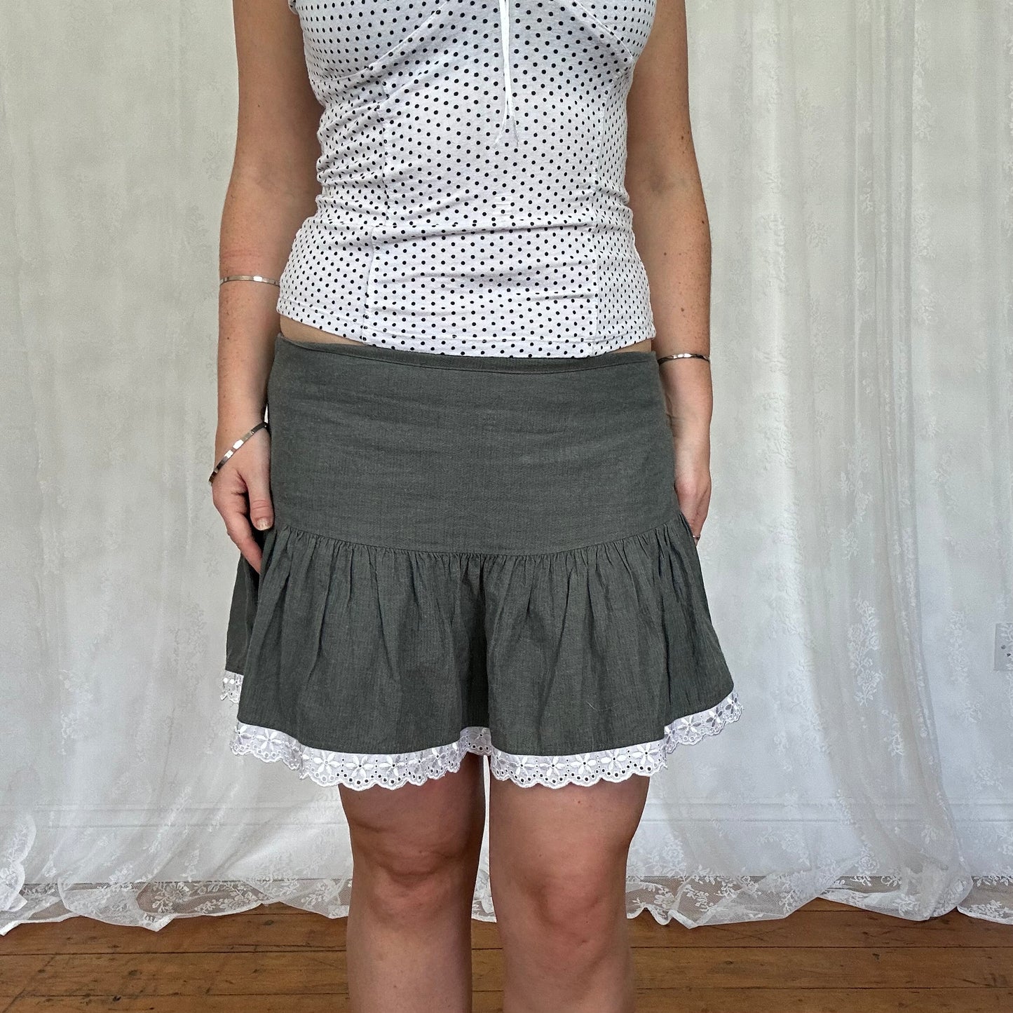 vintage 00s grey mini skirt with lace broderie trim