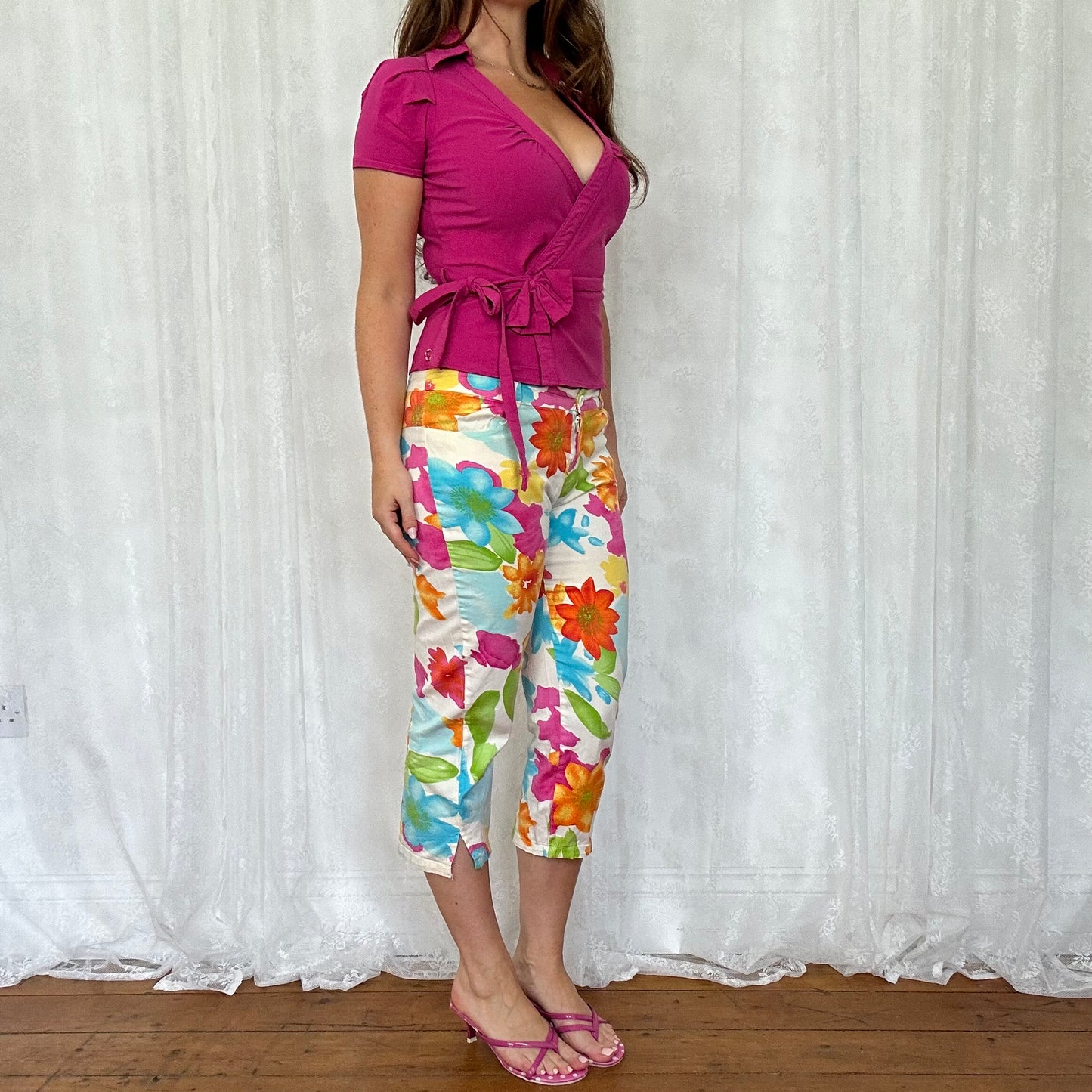 vintage 00s white floral capri pants