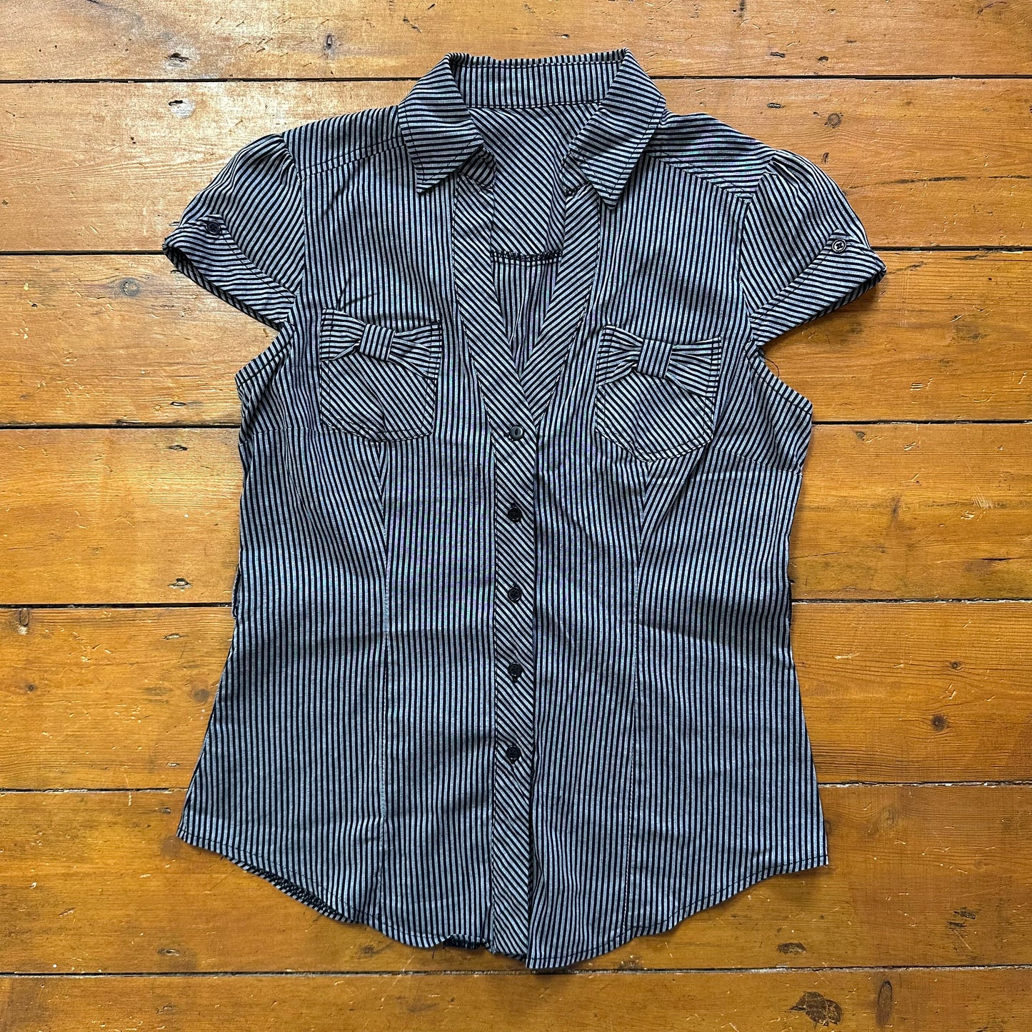 vintage 00s grey and black striped shirt with bow pockets