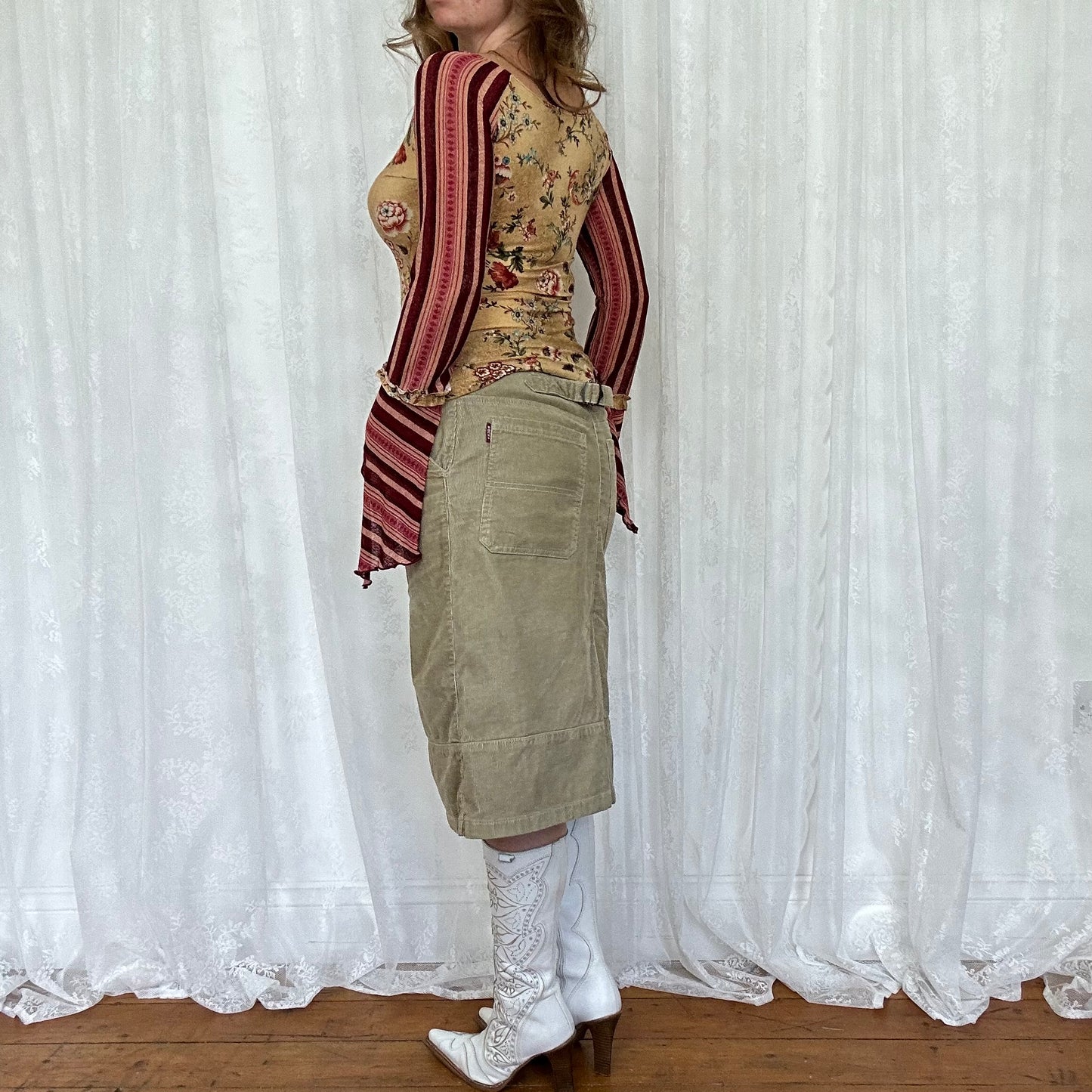 vintage 00s whimsical off shoulder top