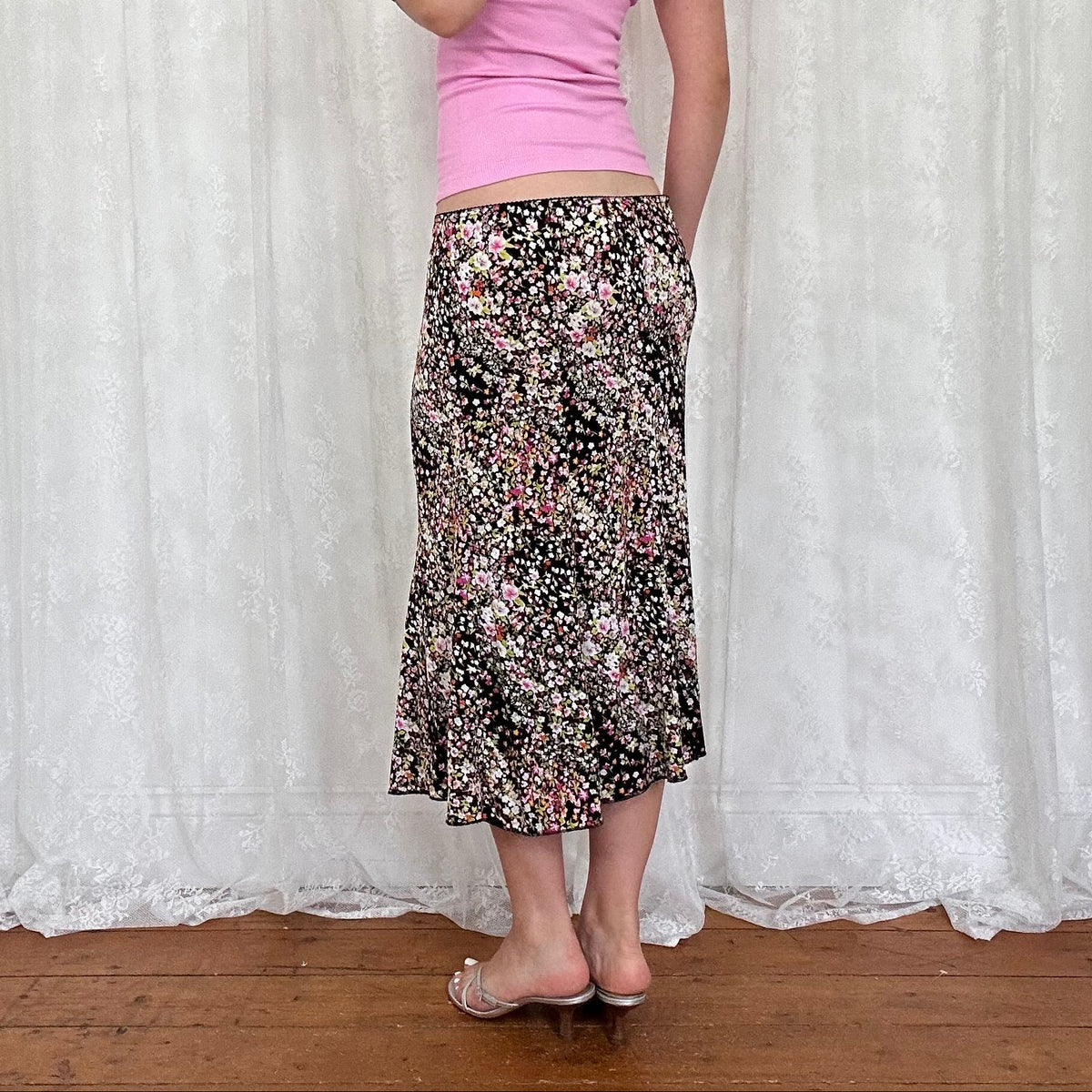 vintage 00s black floral print midi skirt