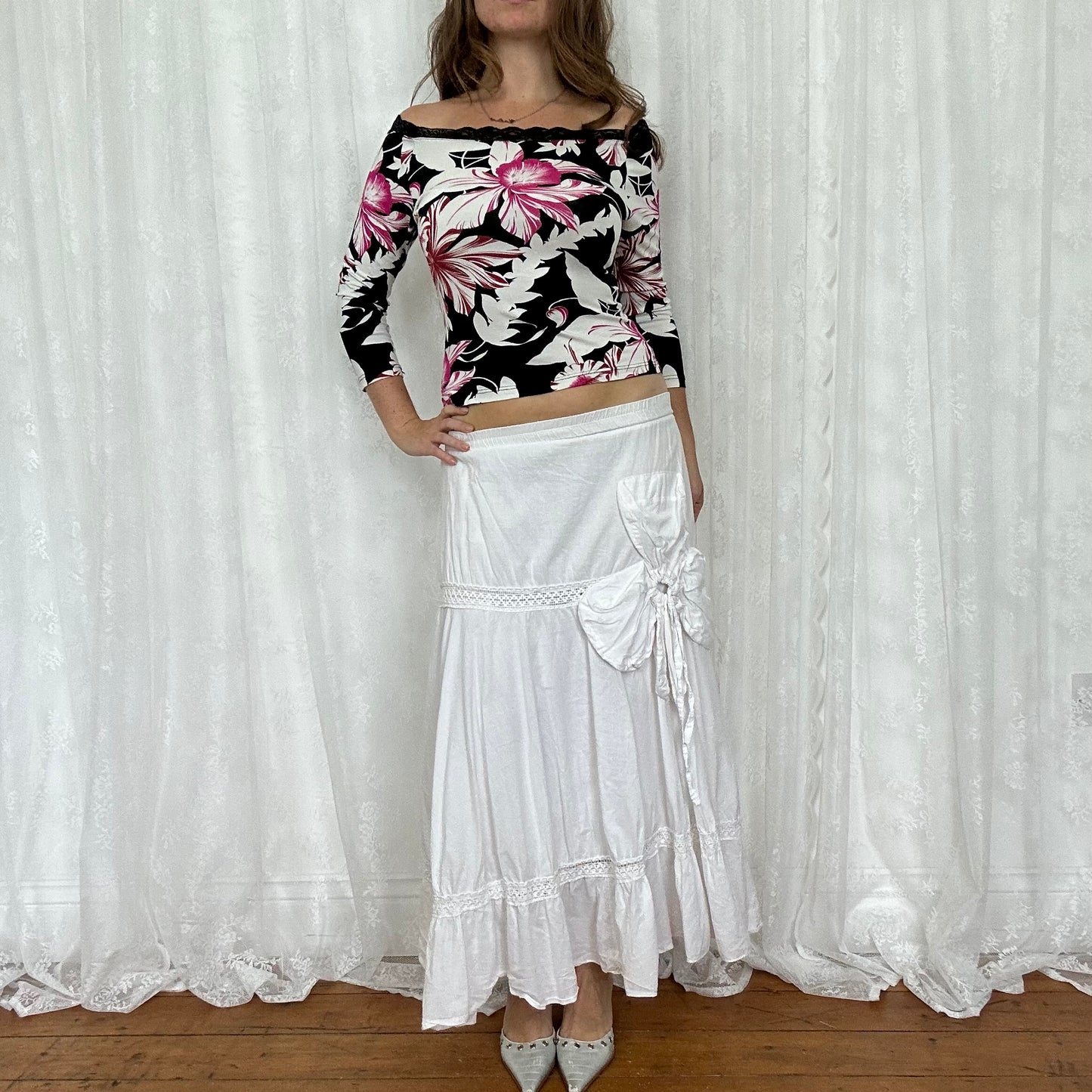 vintage 00s white flower detail maxi skirt