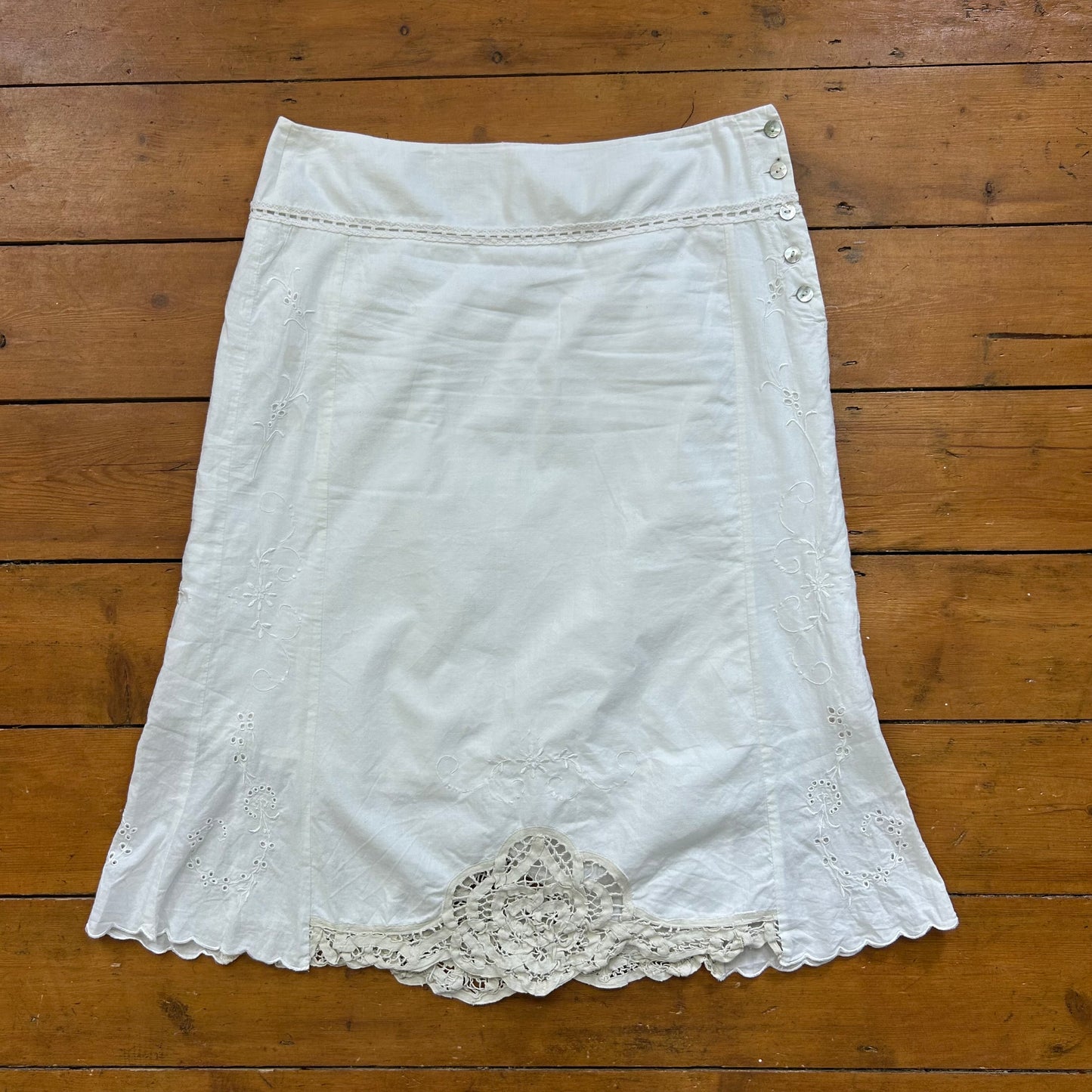 vintage 00s white broderie midi skirt with mother of pearl buttons