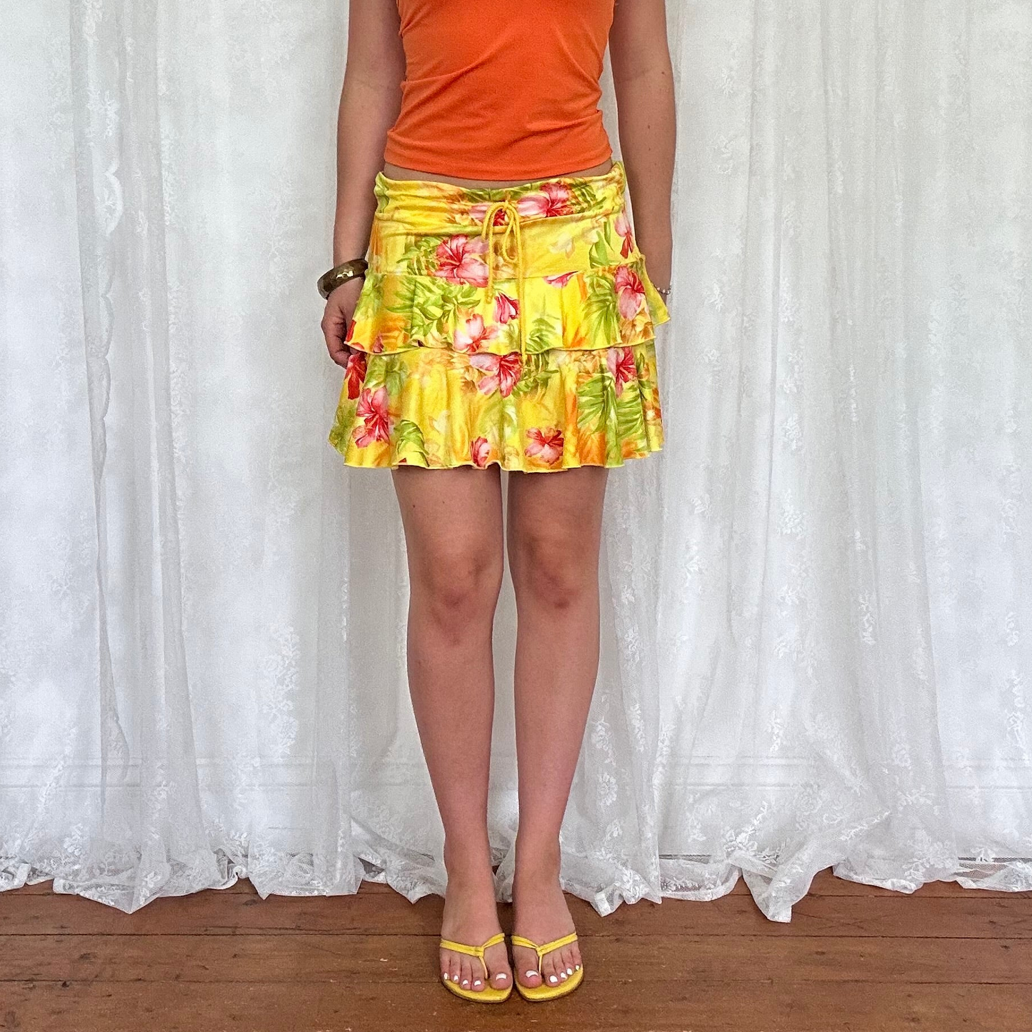 vintage 00s yellow hibiscus ruffle mini skirt