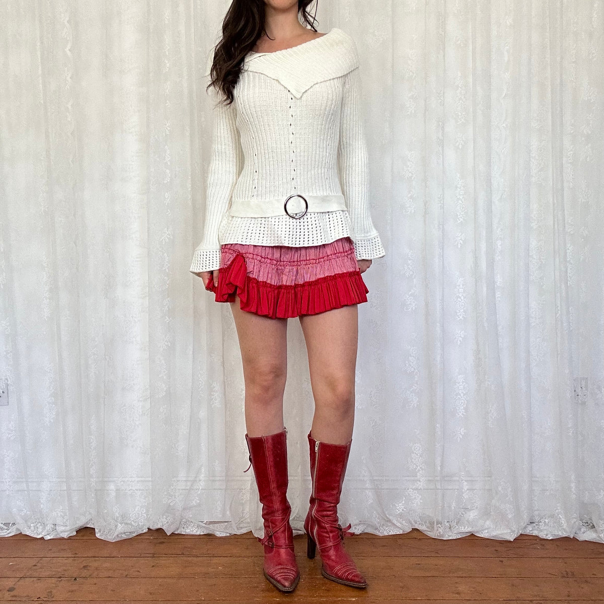 vintage 00s white off shoulder buckle jumper