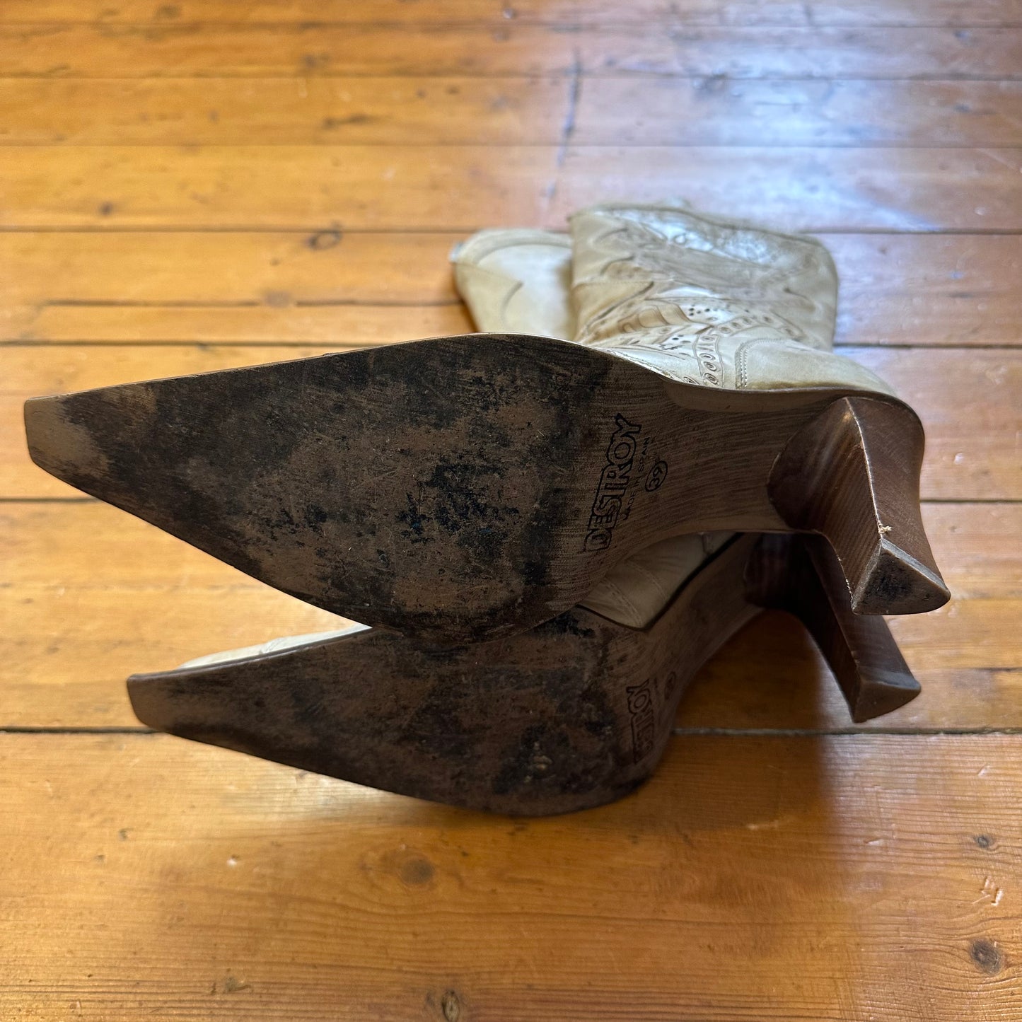 vintage 00s beige leather cutout destroy boots