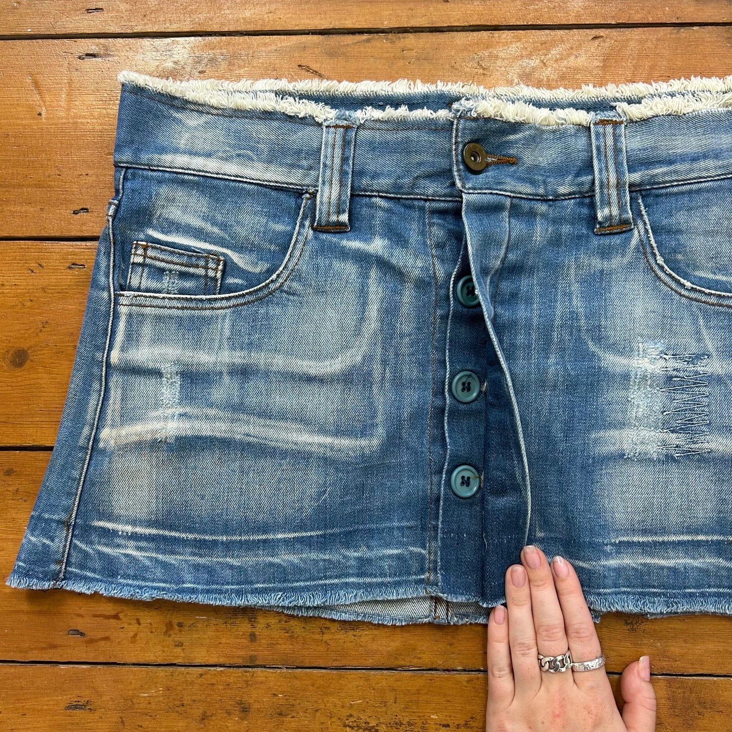 vintage 00s denim button down mini skirt