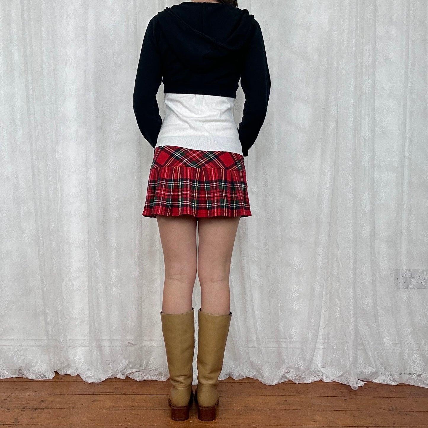 vintage 00s black hooded crop jumper