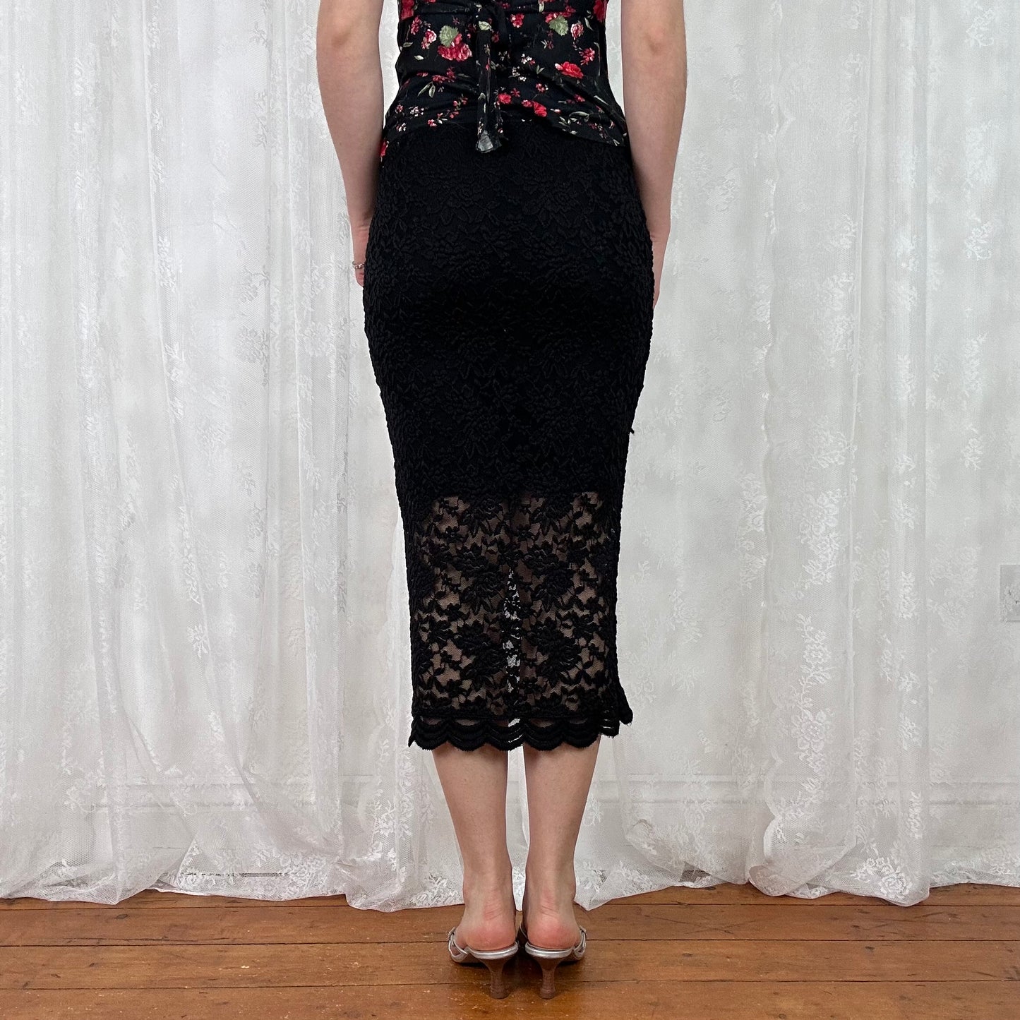vintage 00s black lace midi skirt