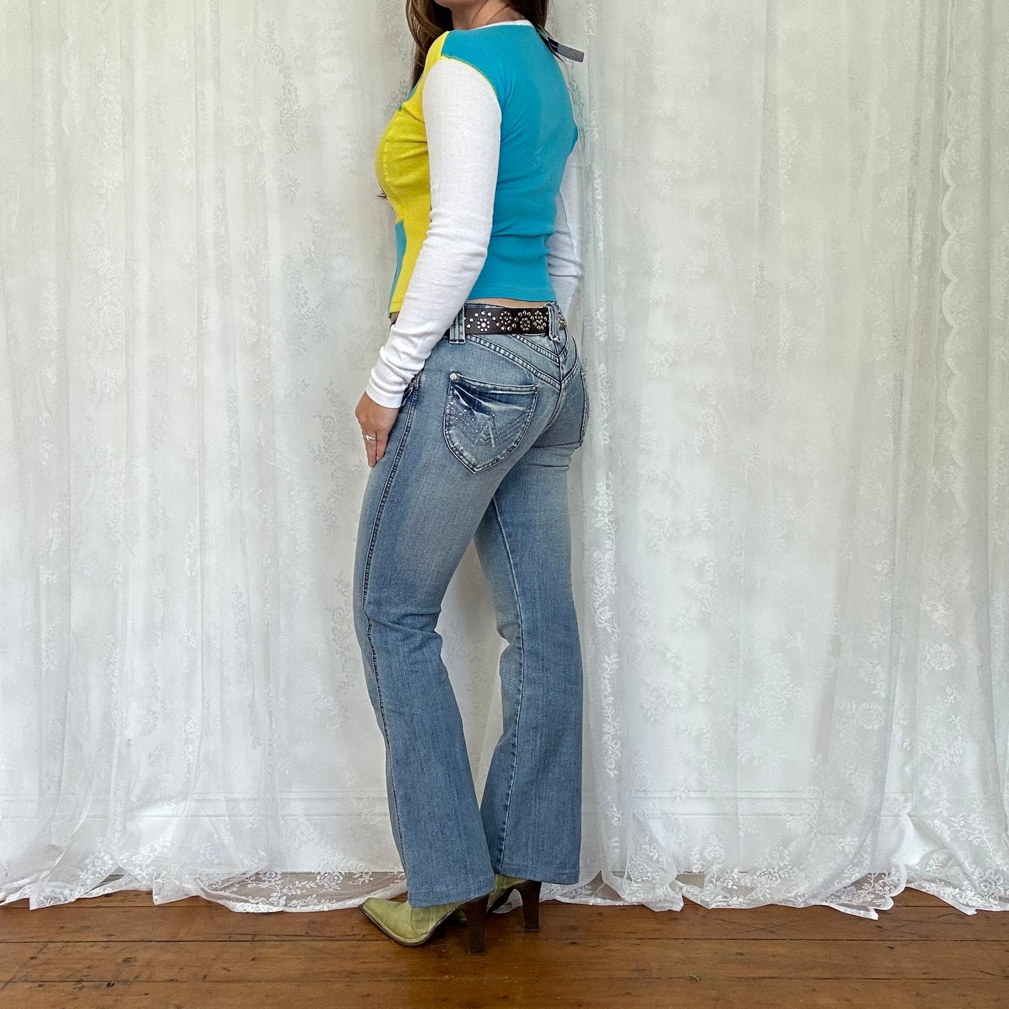 vintage 00s blue and yellow long sleeve graphic top