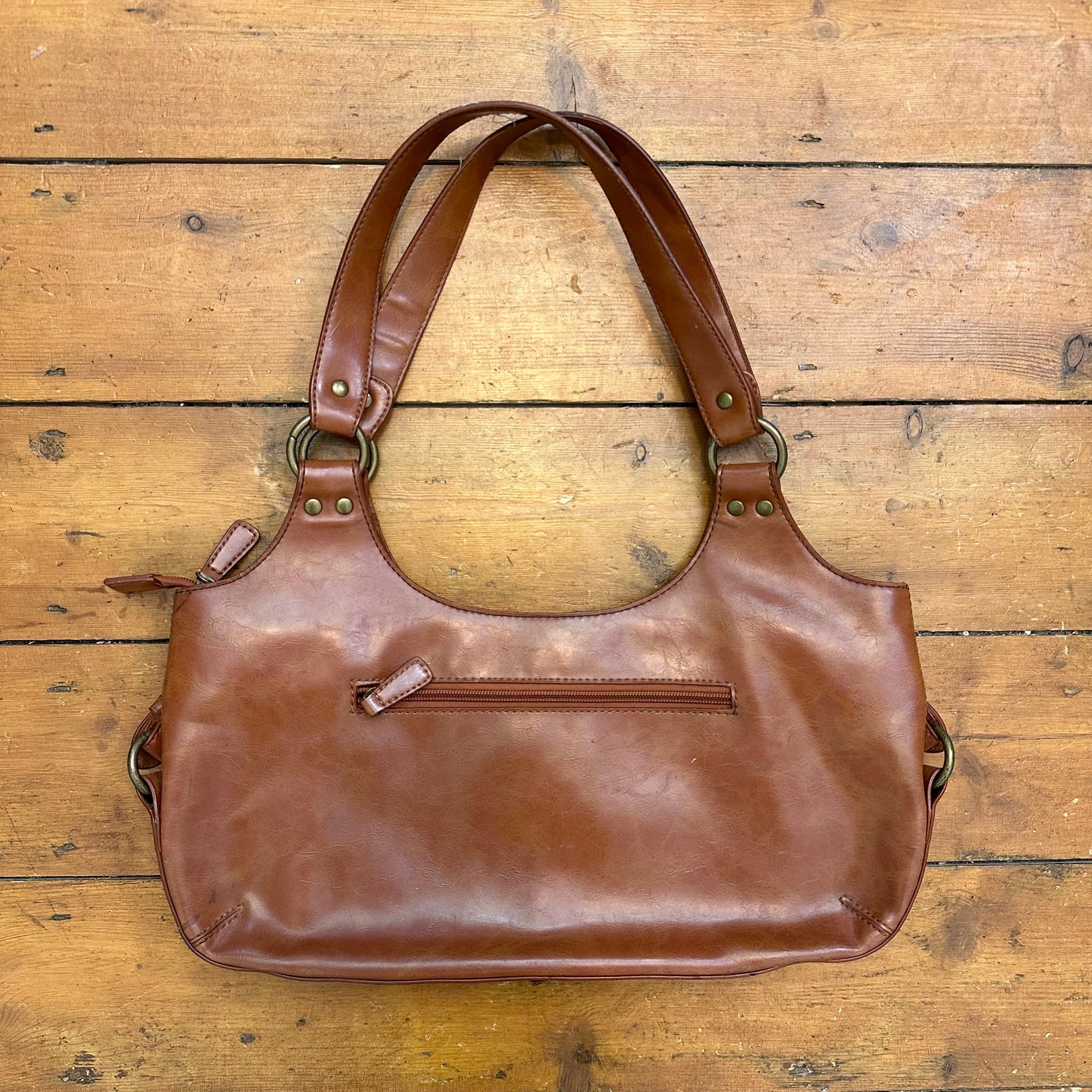 vintage 00s brown leather buckle hand bag