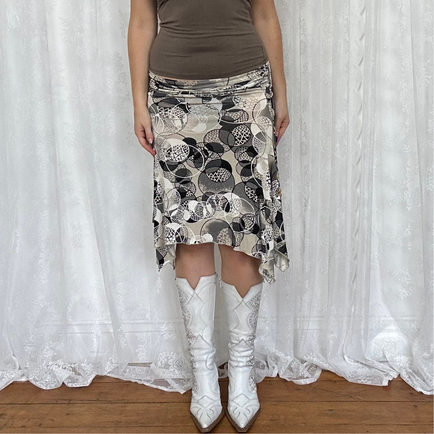 vintage 00s black and beige patterned midi skirt