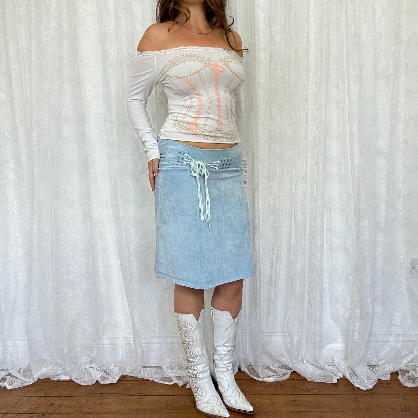 vintage 00s white long sleeve corset graphic top