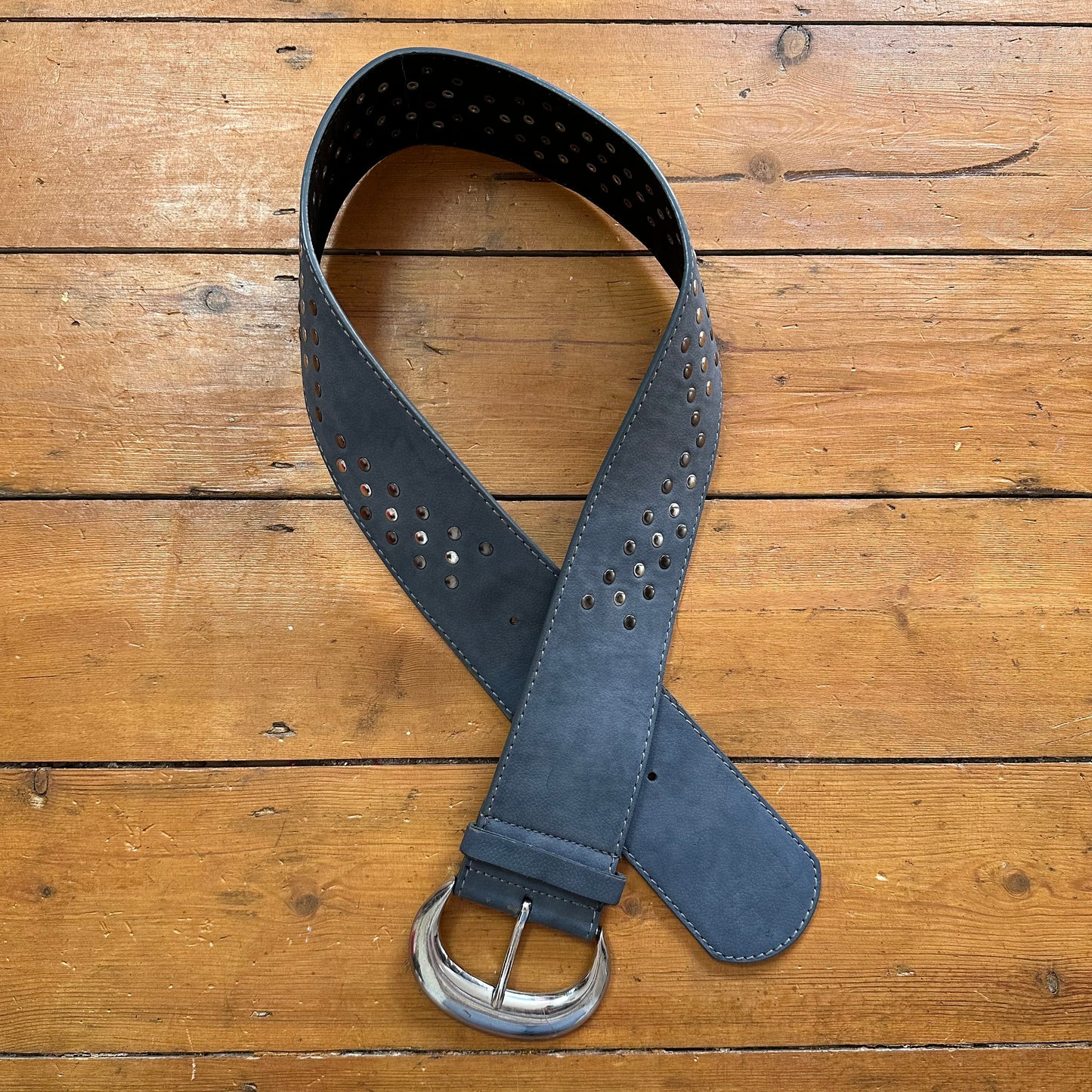 vintage 00s blue studded chunky belt