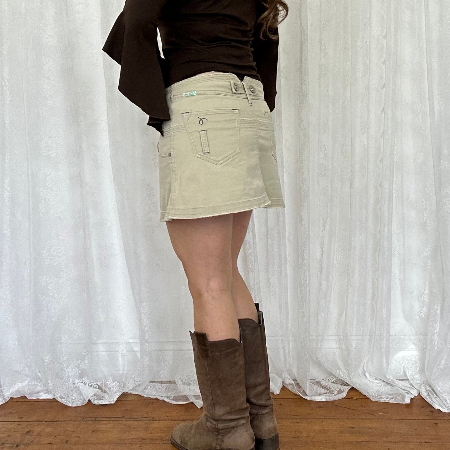 vintage 00s beige button mini skirt