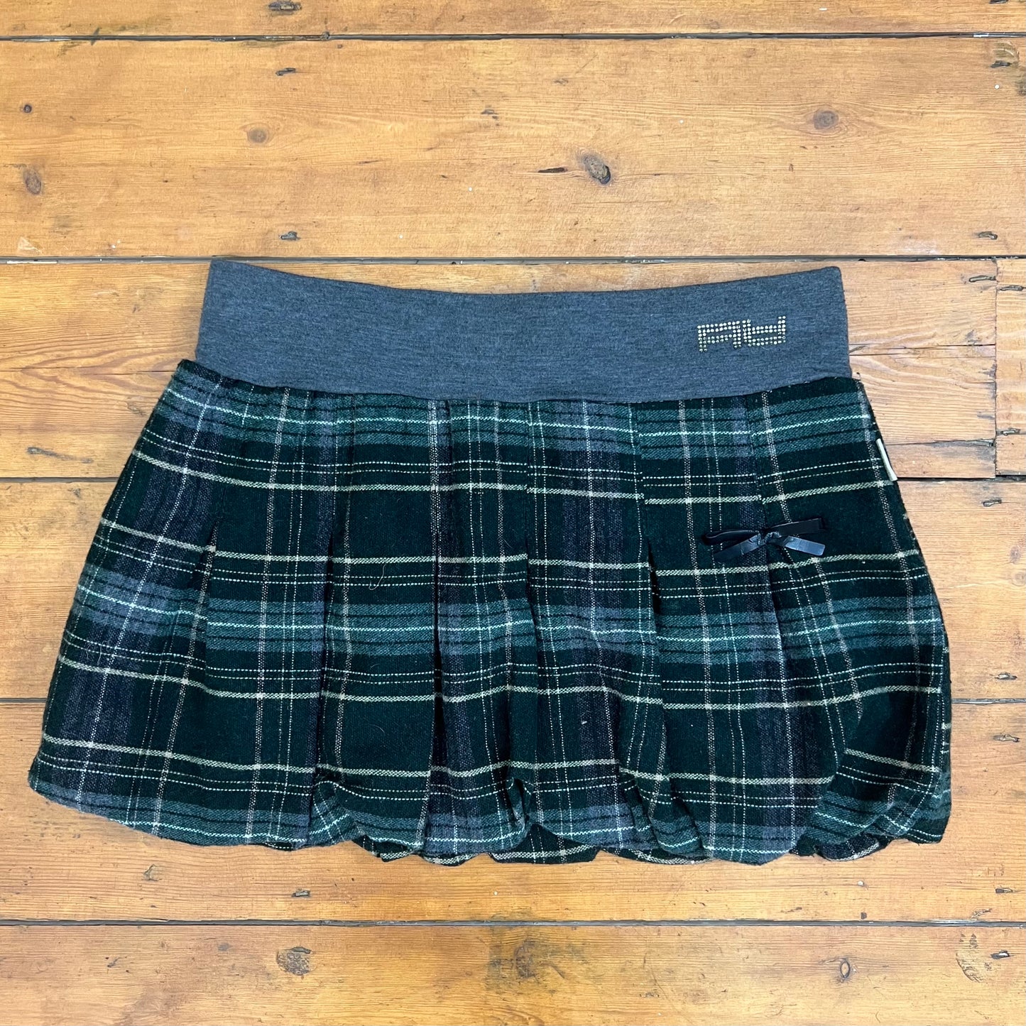 vintage 00s green and black wool plaid bubble skirt