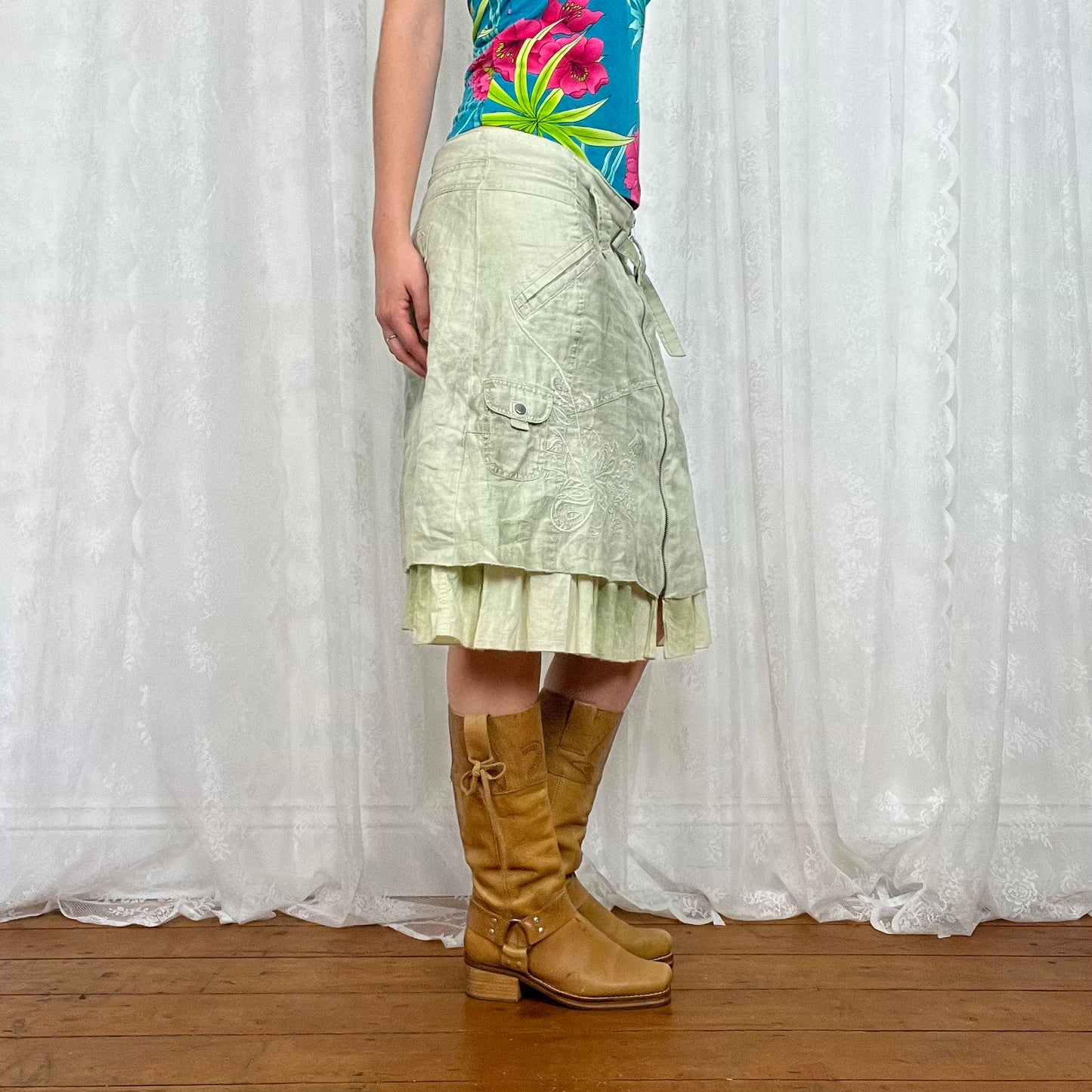 vintage 00s green embroidered midi skirt with belt