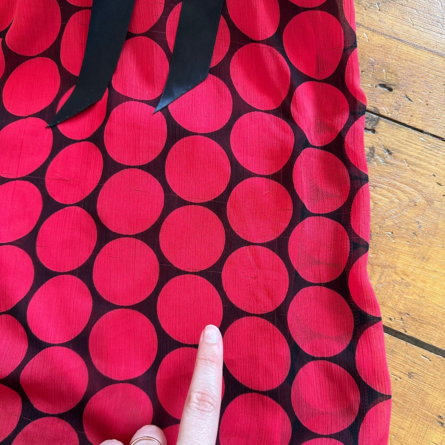 vintage 00s red and black polka dot top