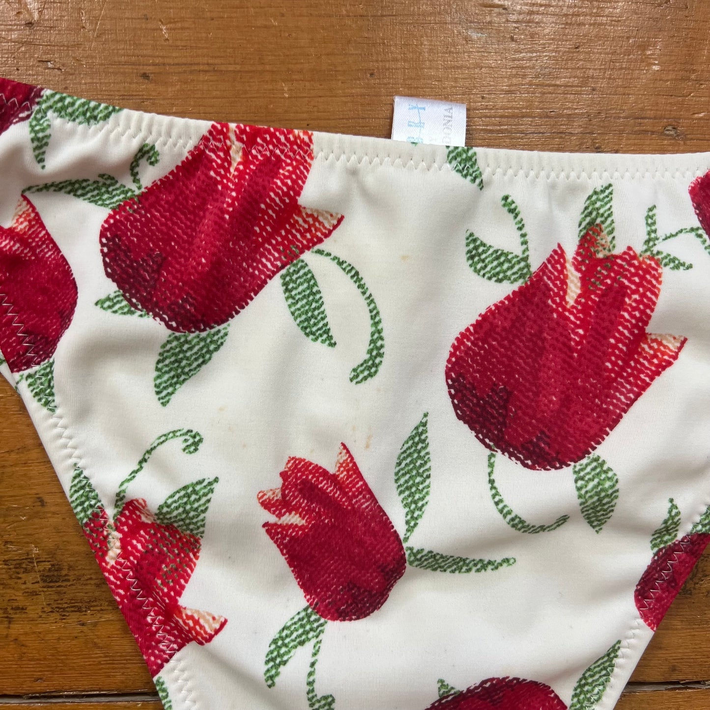 vintage 00s white and red beaded floral bikini set