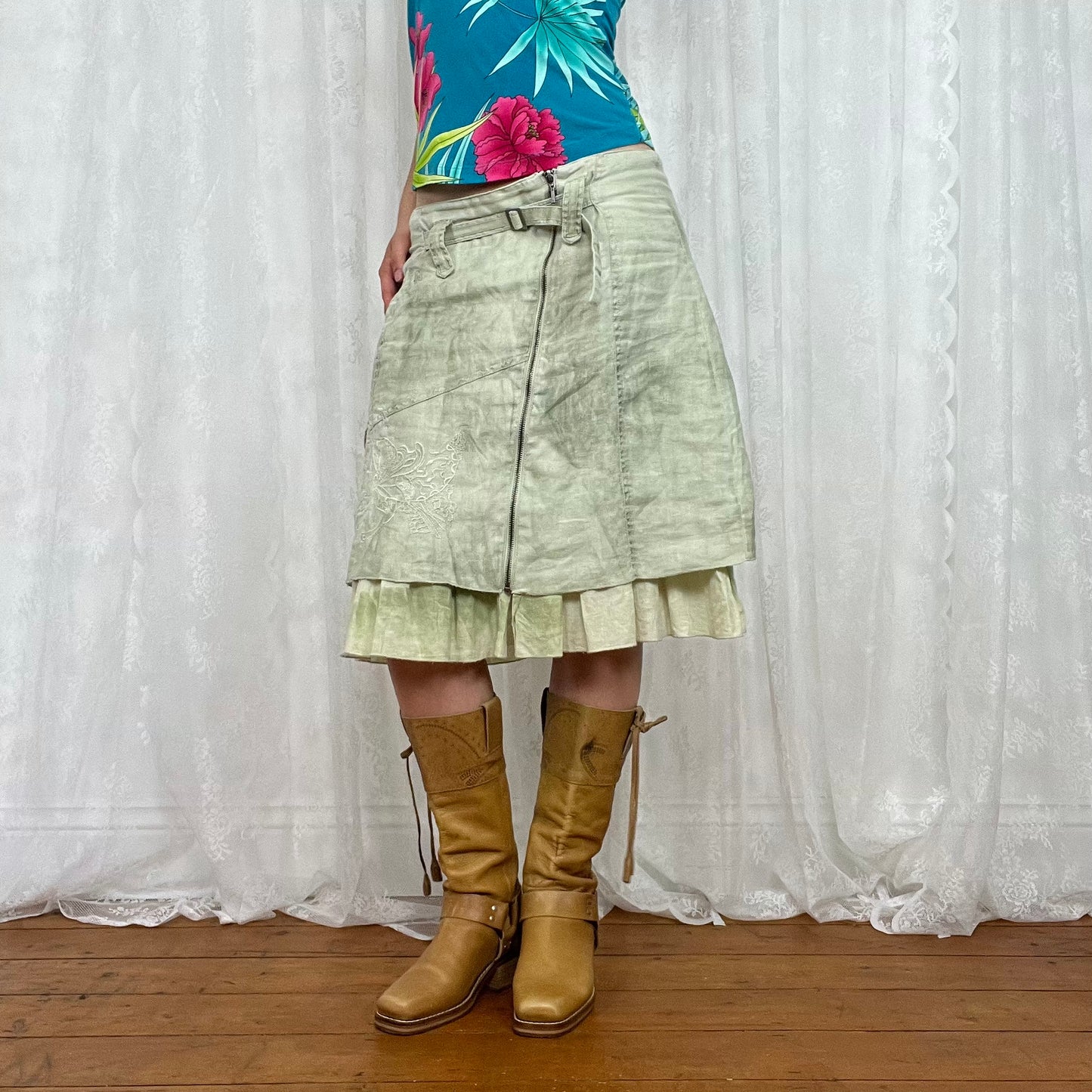 vintage 00s green embroidered midi skirt with belt