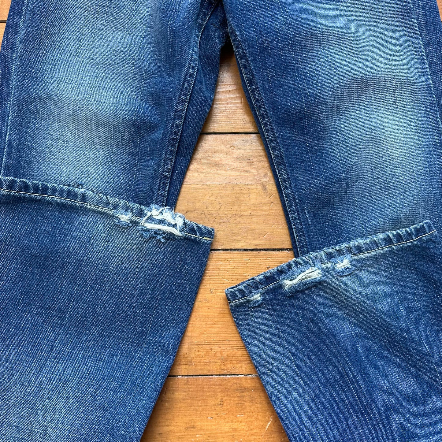 vintage 00s levi’s orange tab mid rise flared jeans