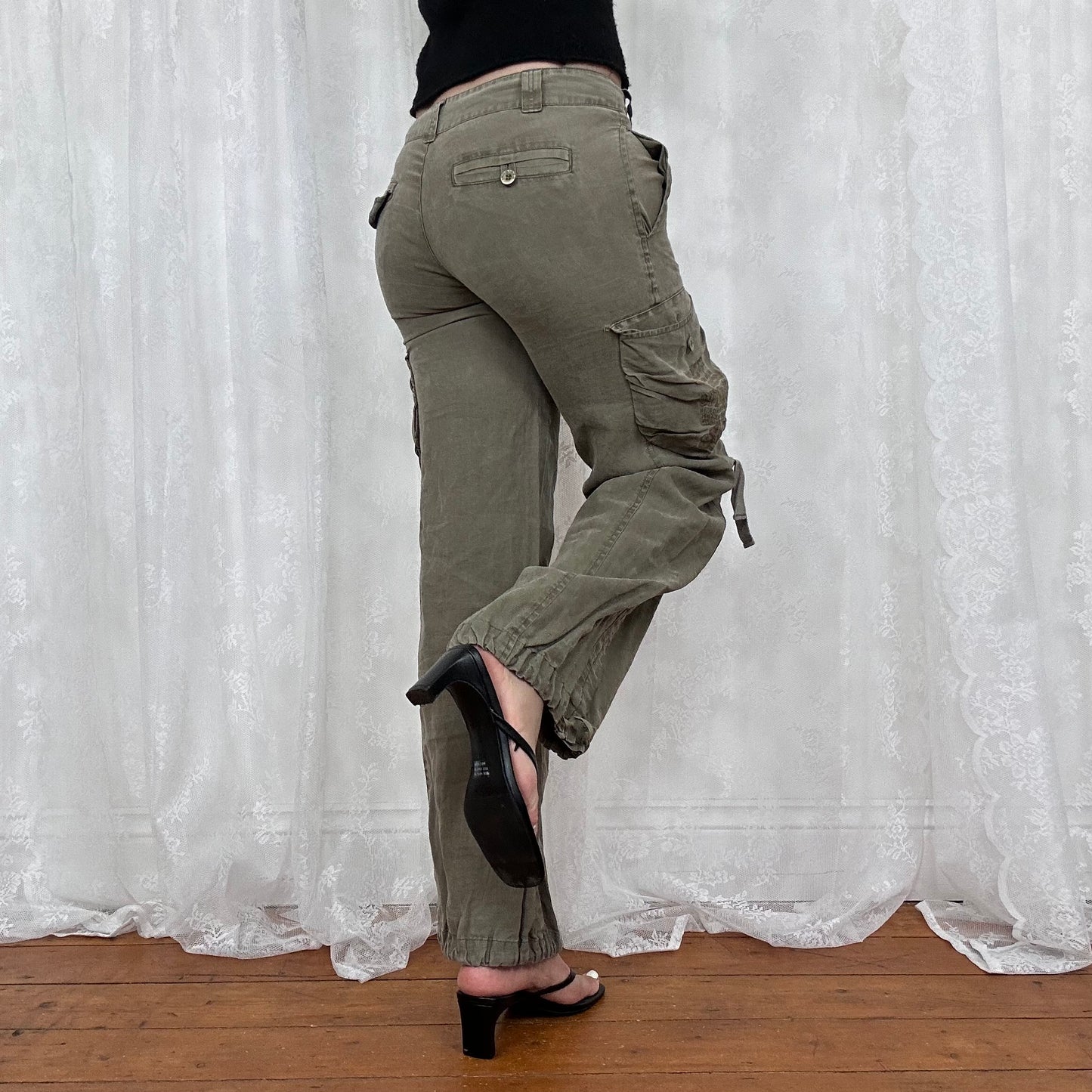 vintage 00s khaki low rise desigual cargos with embroidery