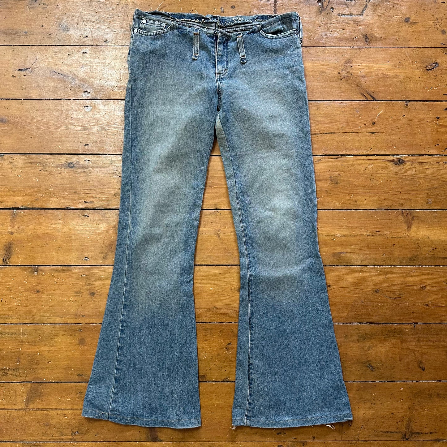 vintage 00s washed denim low rise raw hem jeans