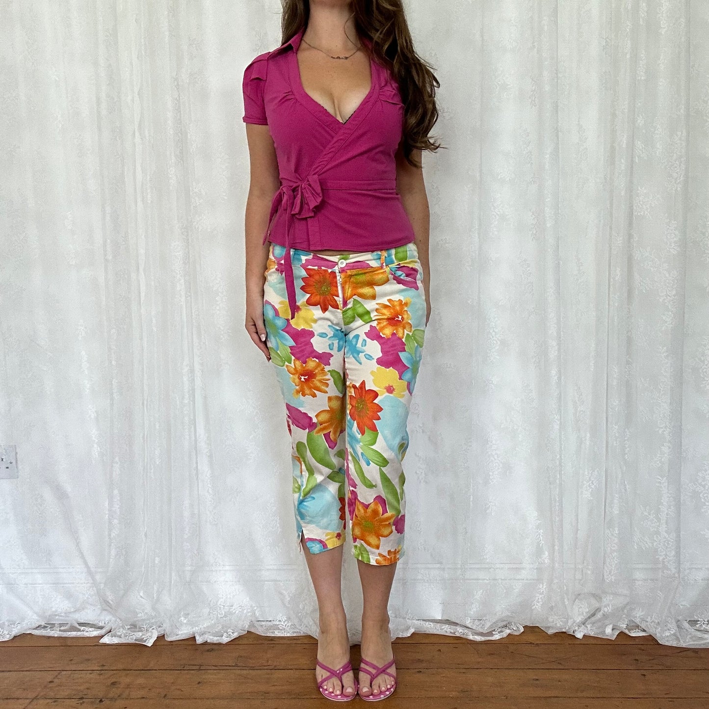 vintage 00s white floral capri pants