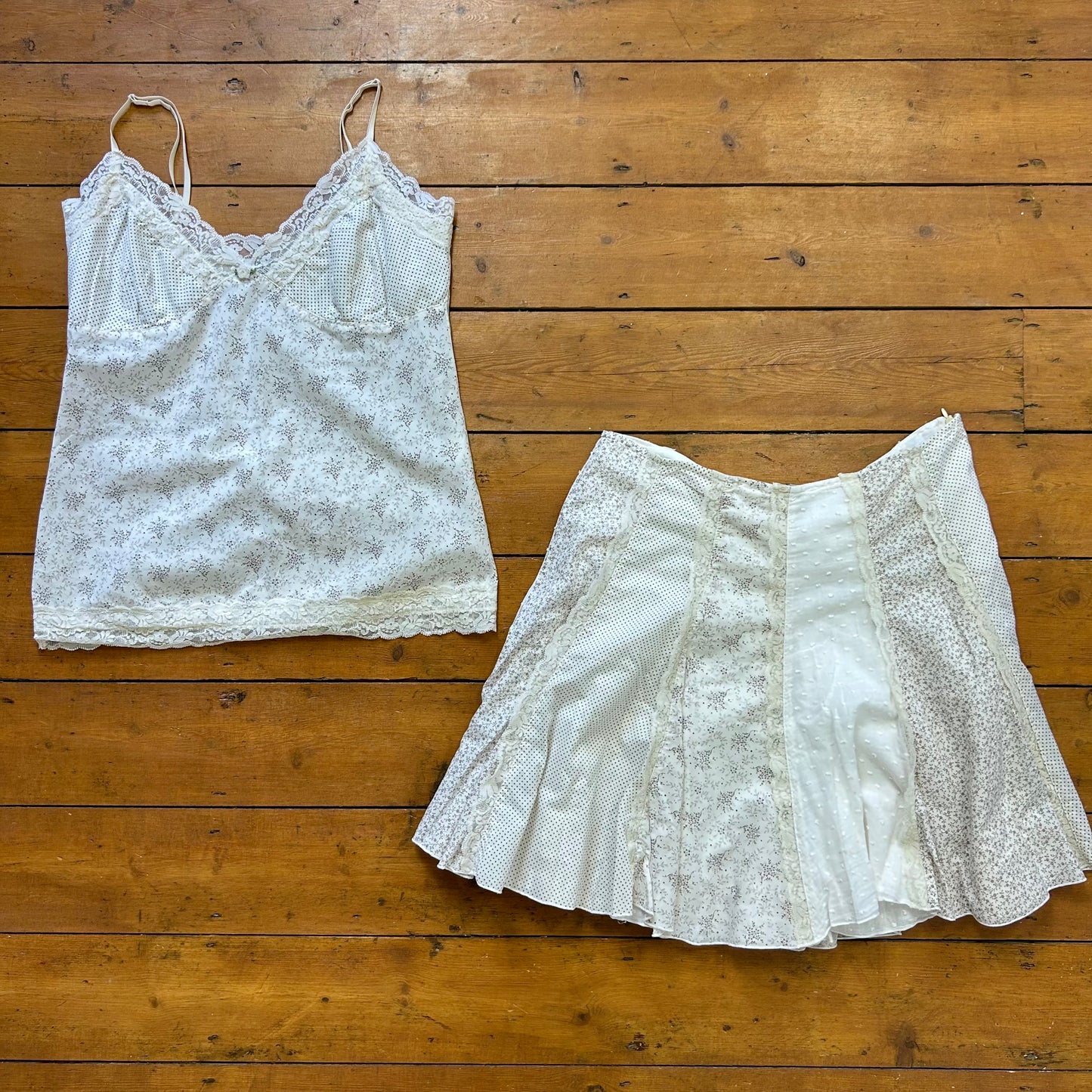 vintage 00s cream lace floral cami and skirt co ord