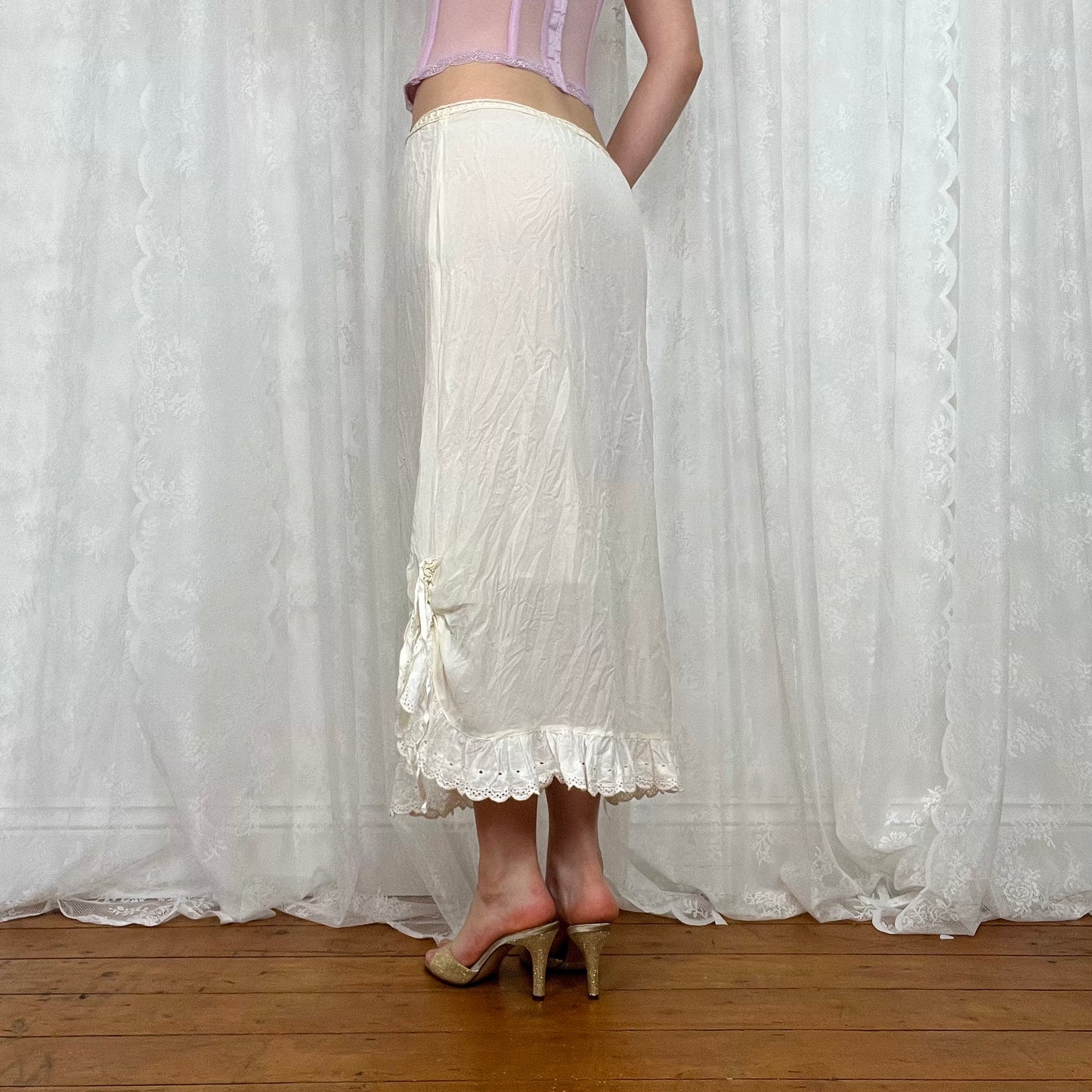 vintage 00s cream tie up maxi skirt with broderie trim