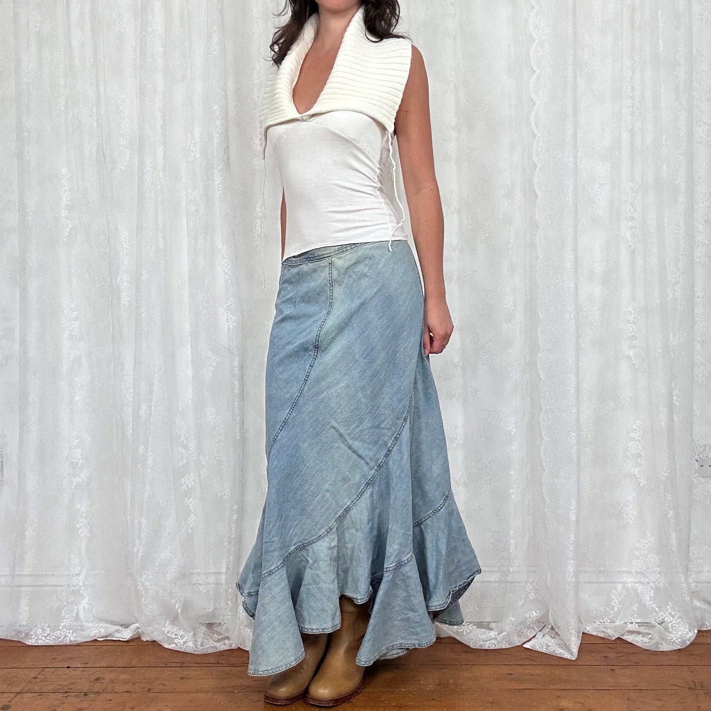 vintage 00s cream halter top with oversized collar