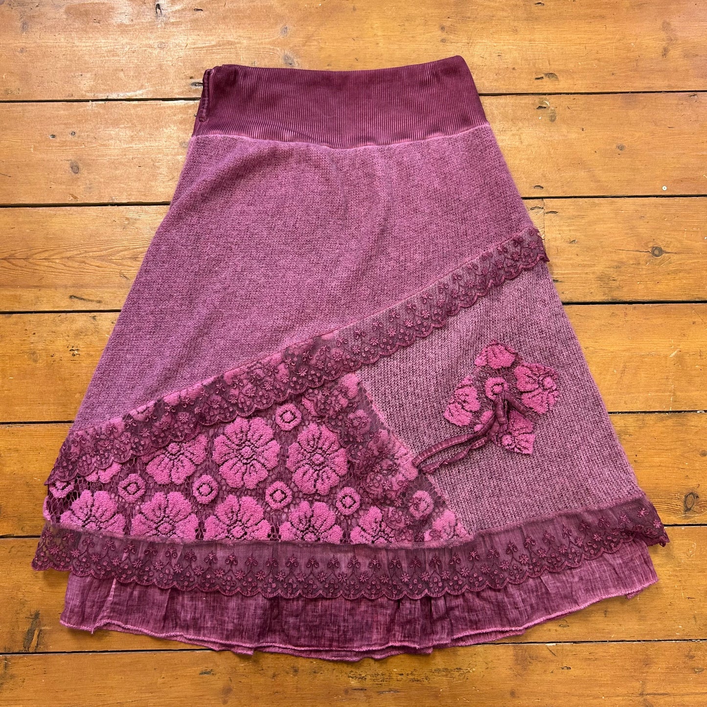 vintage 00s purple knitted lace midi skirt