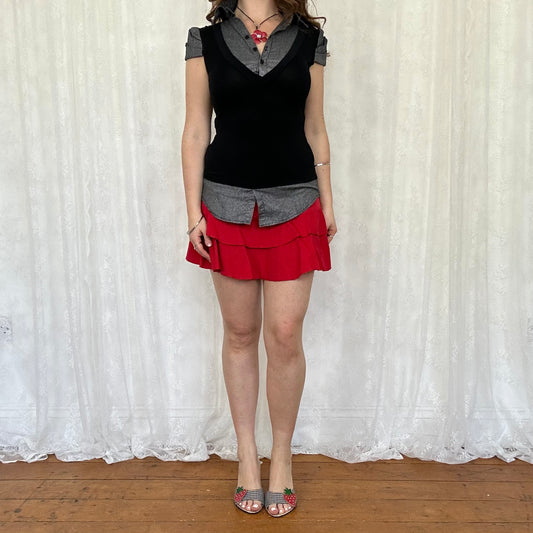 vintage 00s grey and black sweater vest shirt