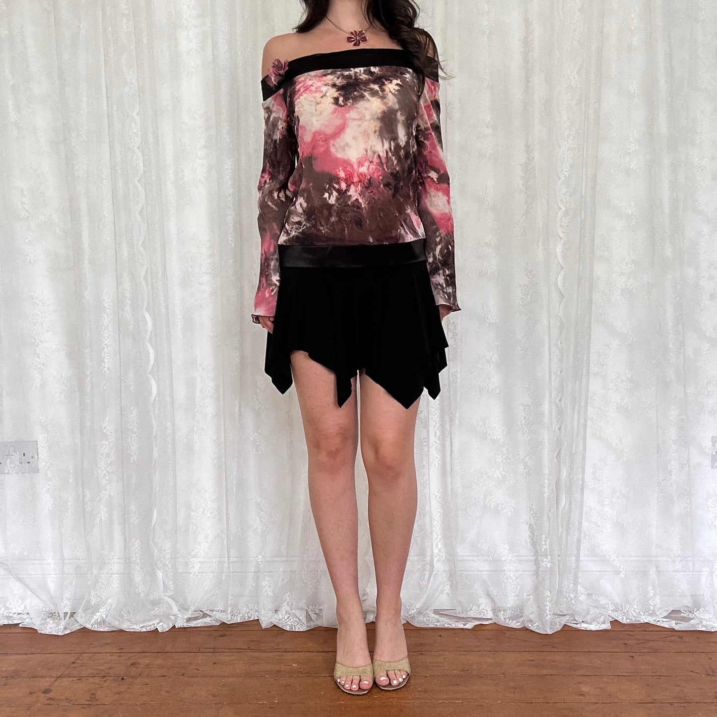 vintage 00s patterned flared sleeve off shoulder top