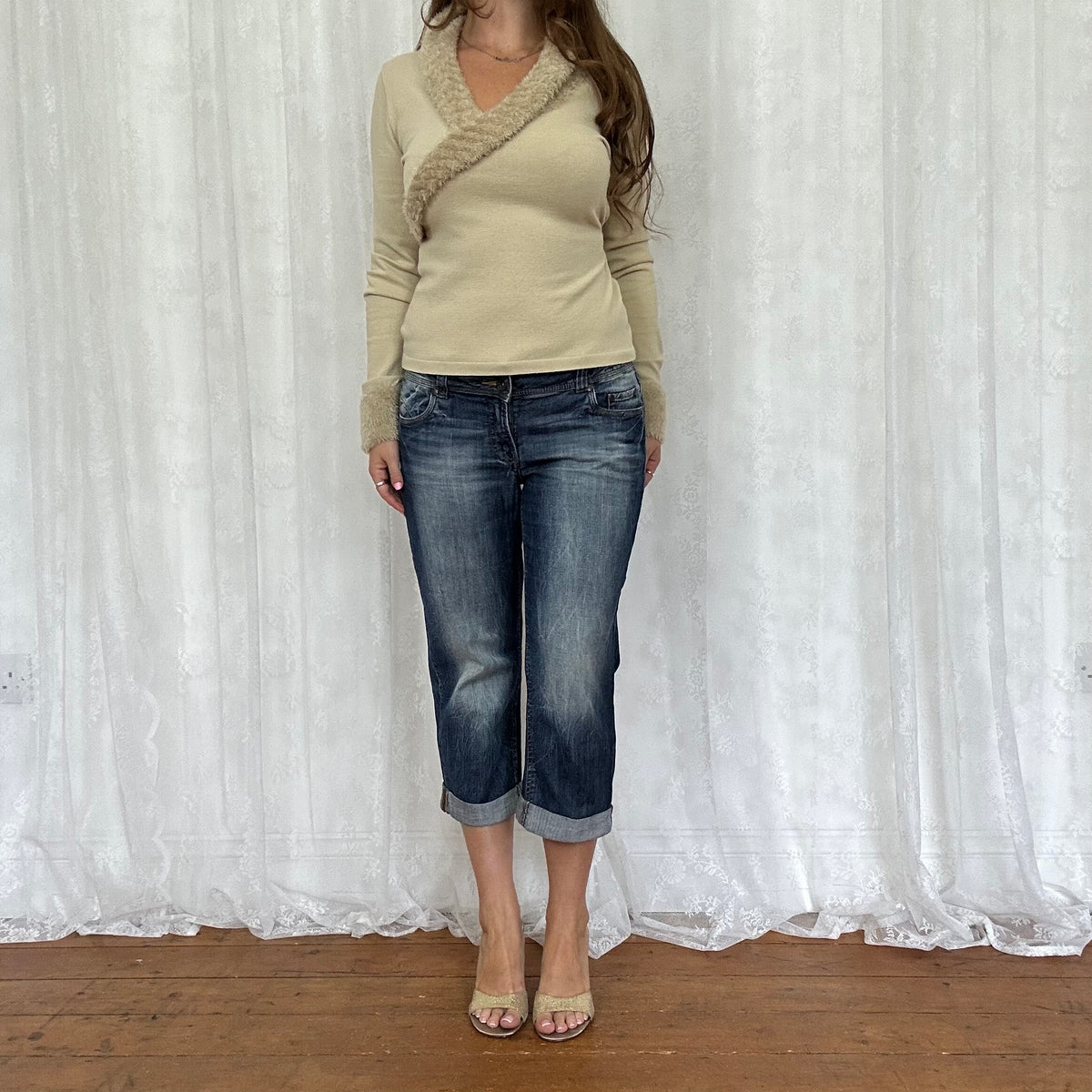 vintage 00s beige fur trim tie back jumper