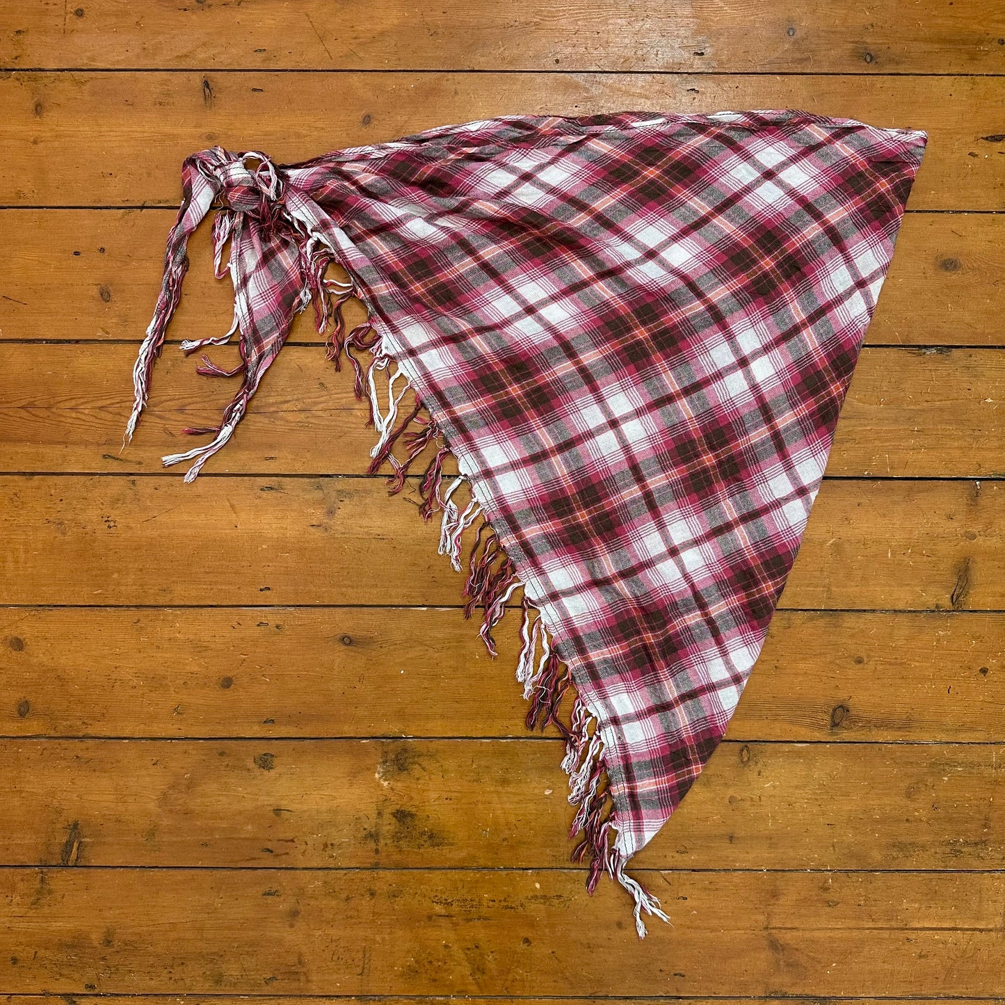 vintage 00s checkered wrap scarf