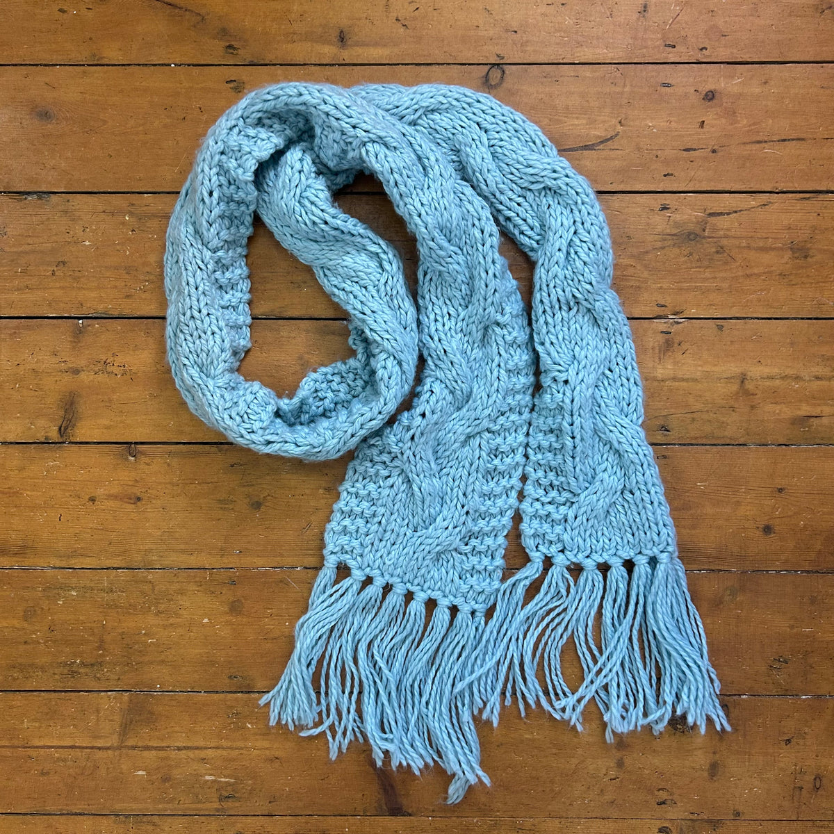 vintage 00s blue chunky crochet knit scarf