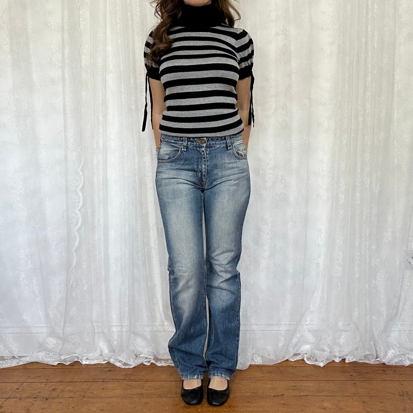 vintage 00s light wash straight leg jeans