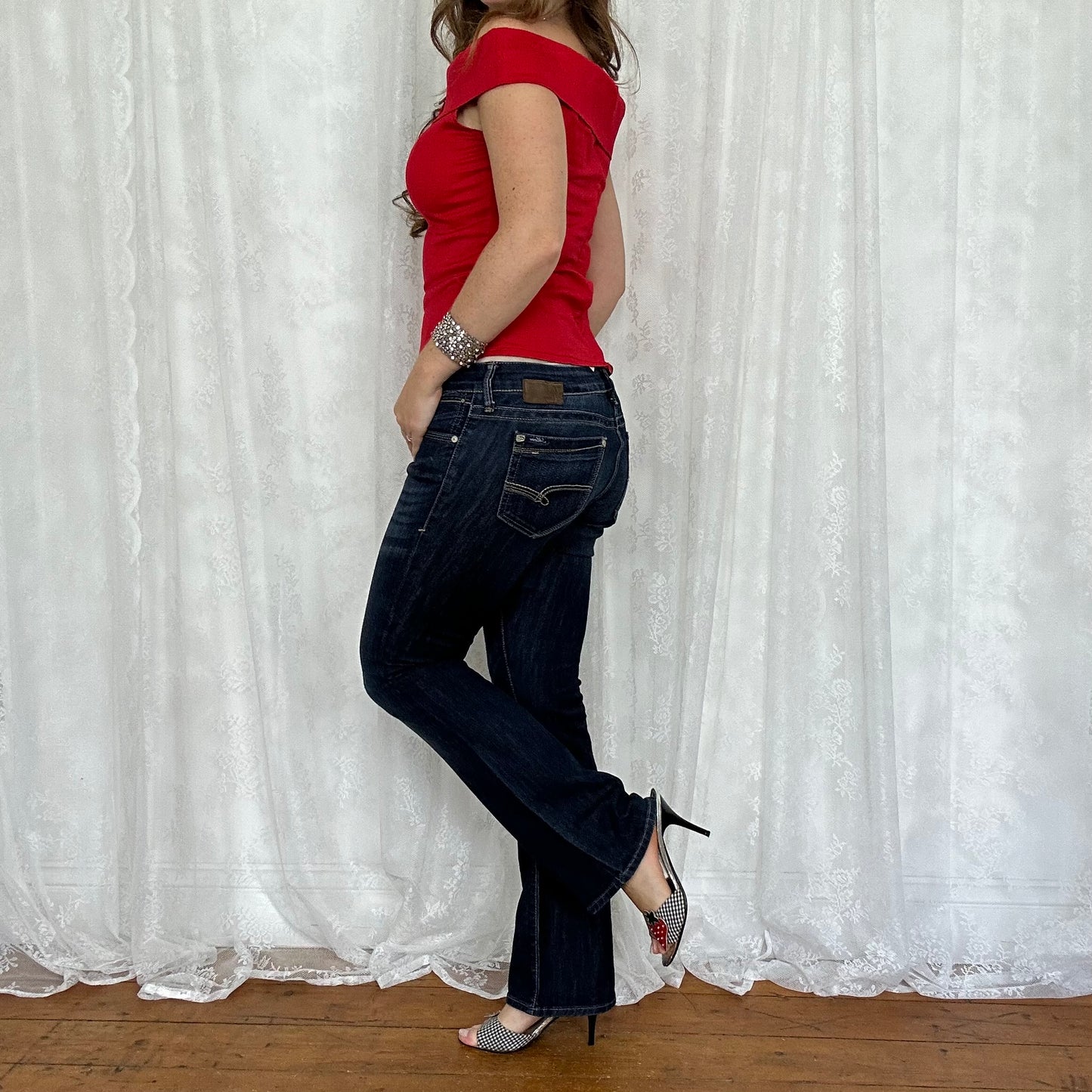 vintage 00s dark wash flared low rise jeans